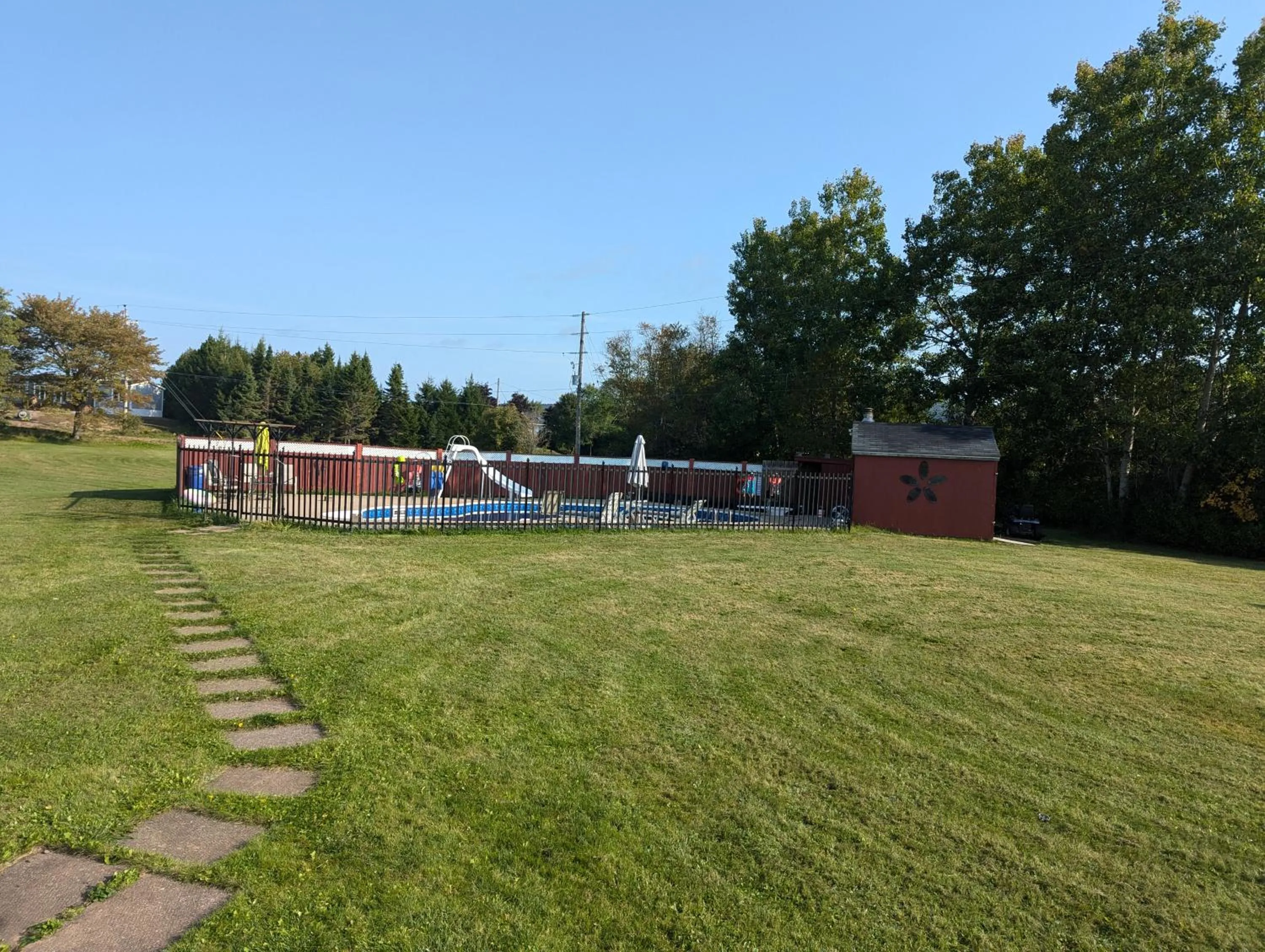 Garden view in The Parrsboro Mansion Inn