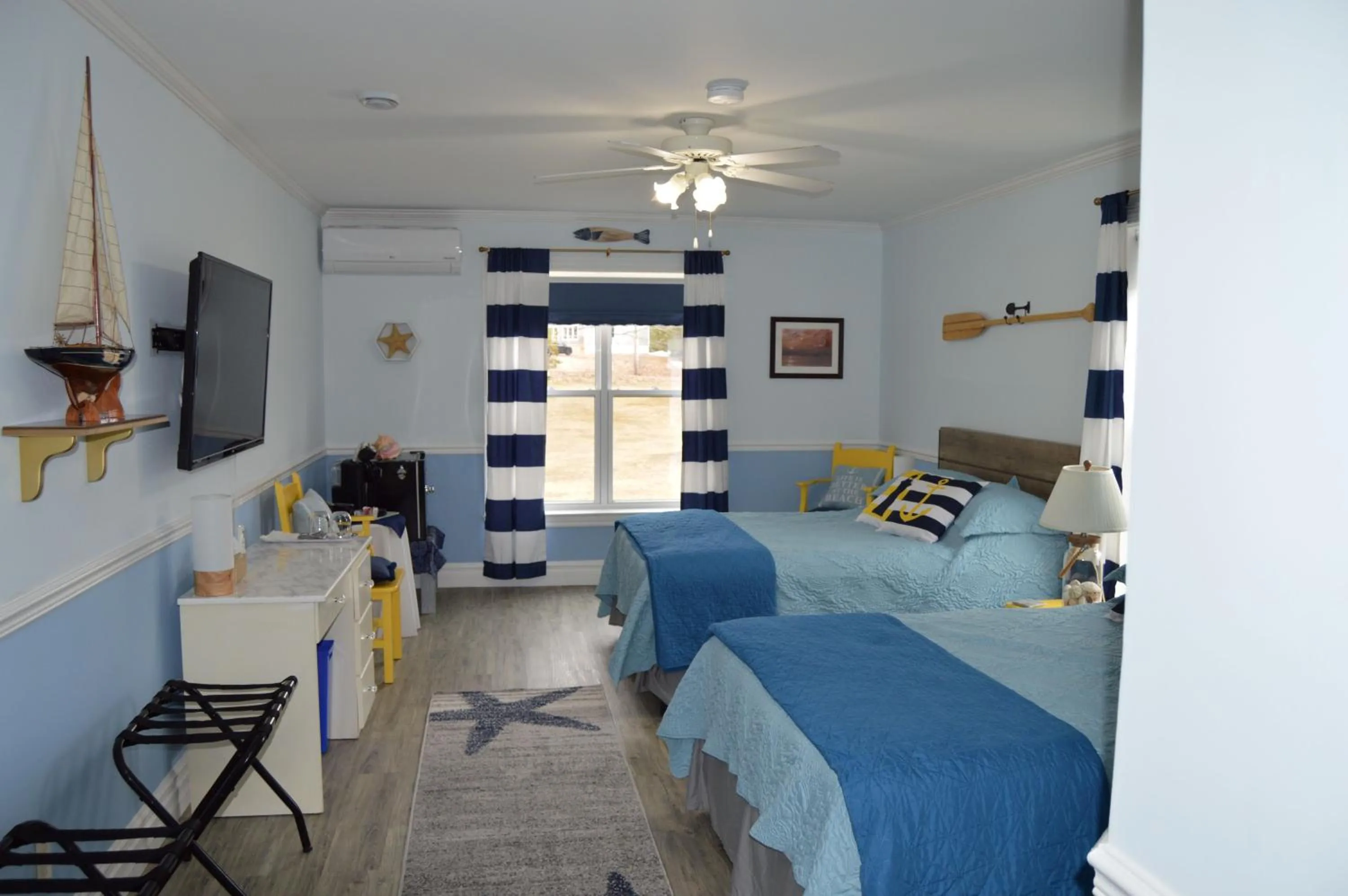 Bed in The Parrsboro Mansion Inn