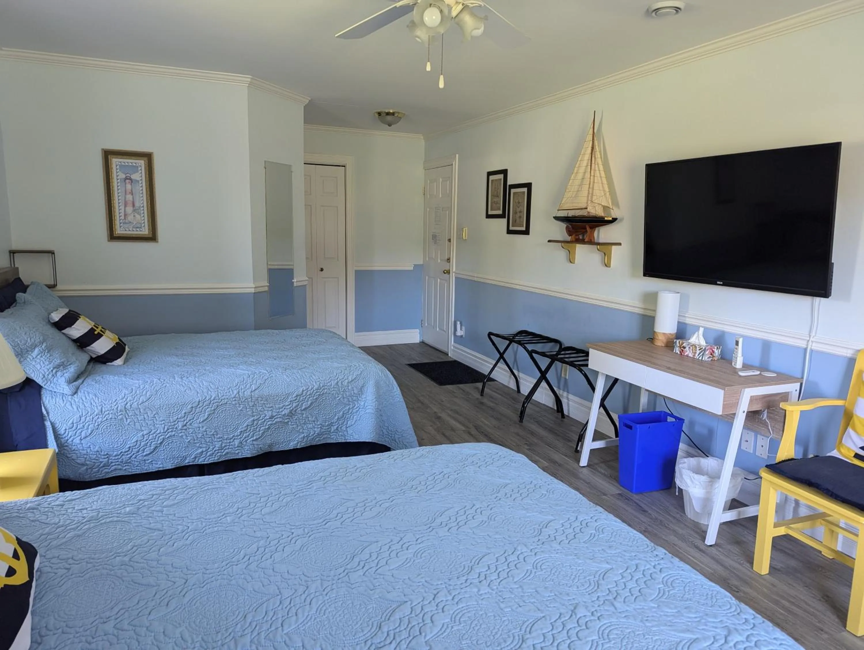 Bed in The Parrsboro Mansion Inn