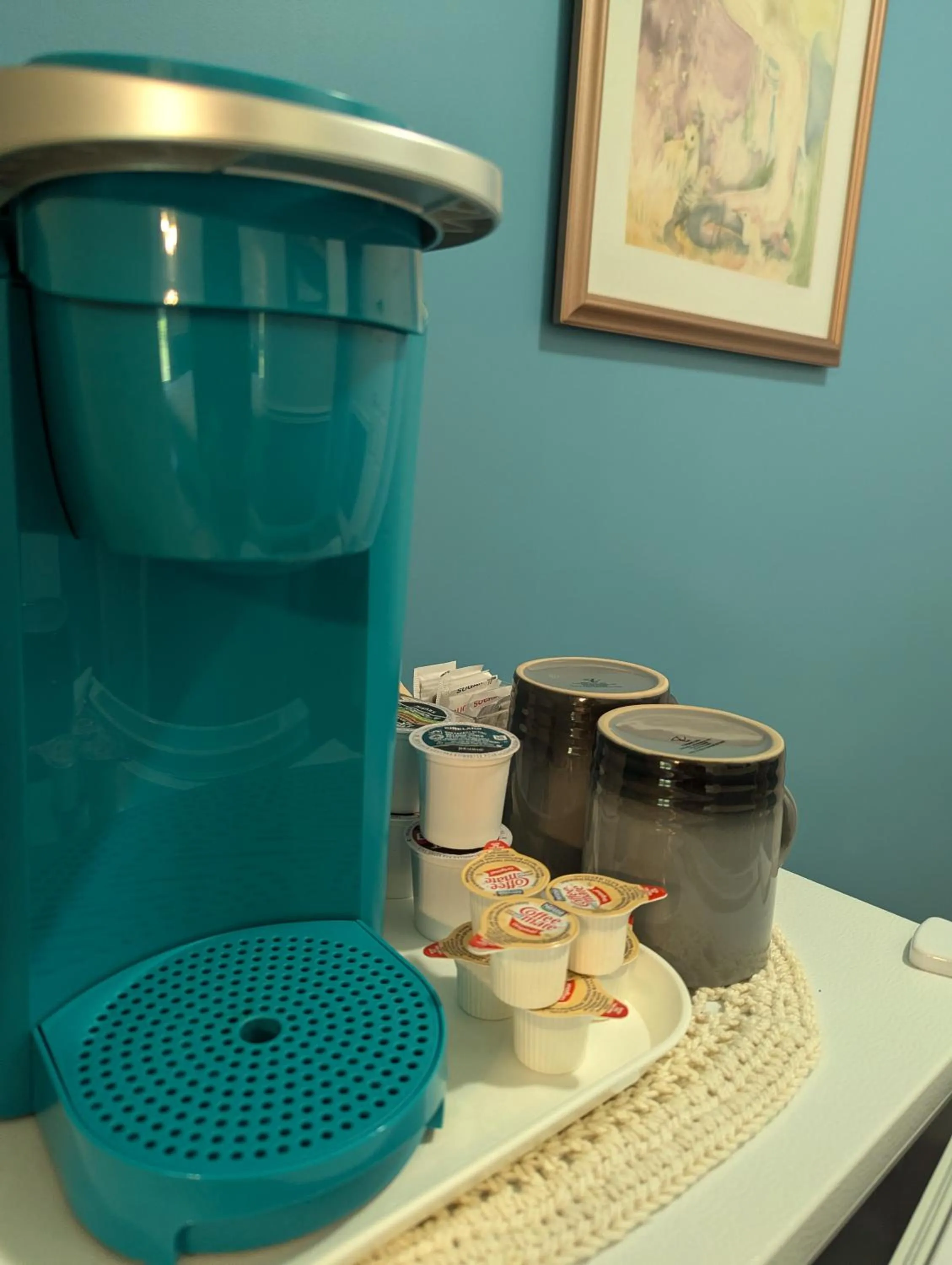 Kitchen or kitchenette in The Parrsboro Mansion Inn
