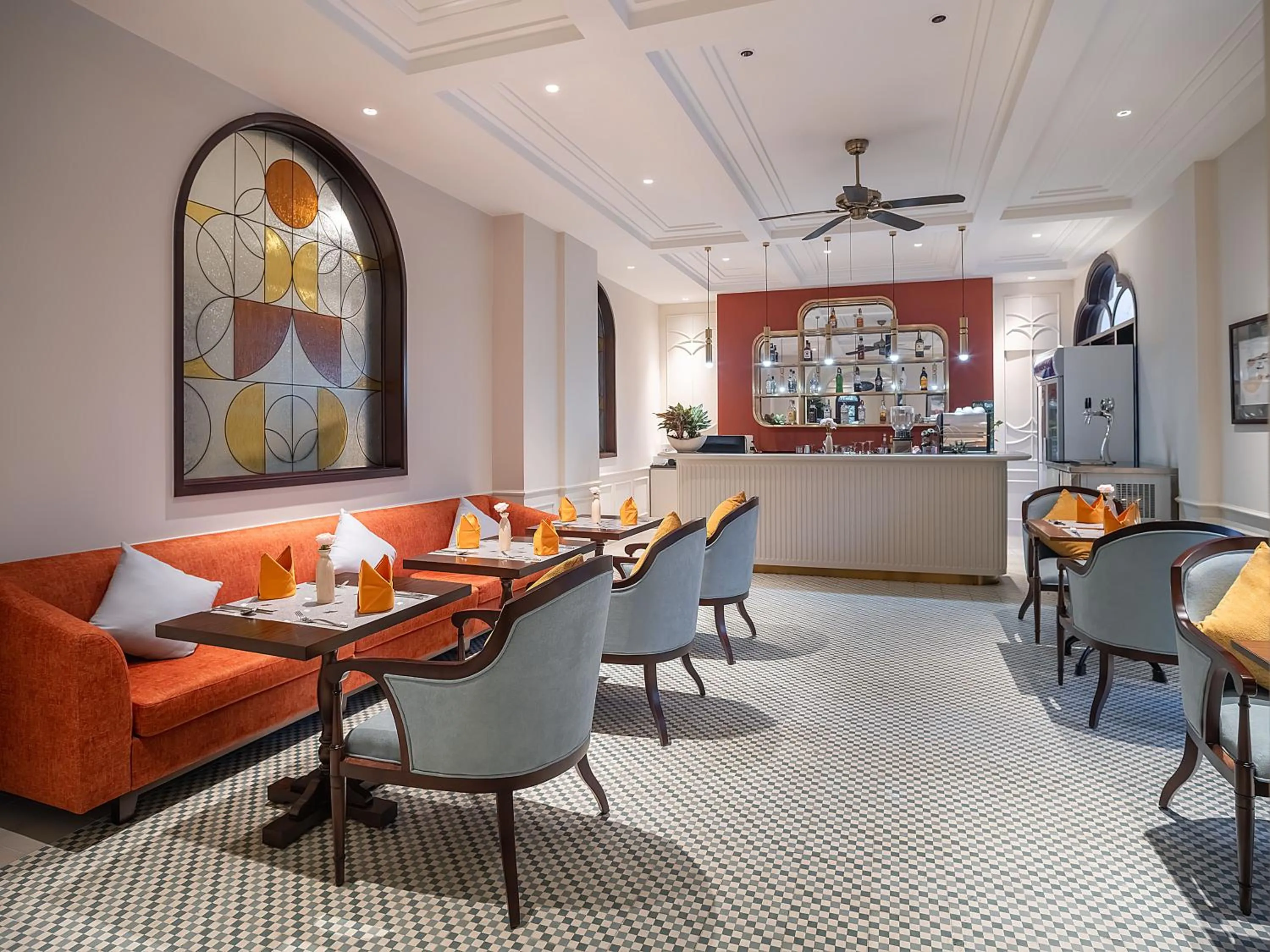 Lounge or bar in Little Residence - A Boutique Hotel & Spa