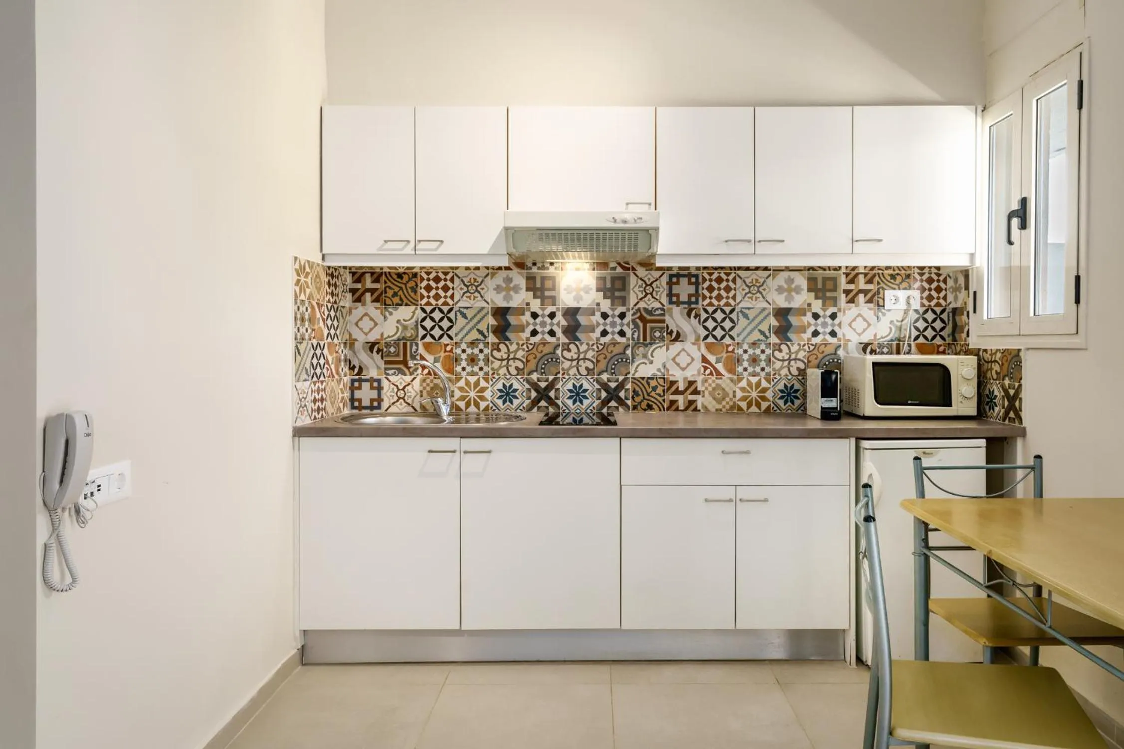 Kitchen or kitchenette in Axos