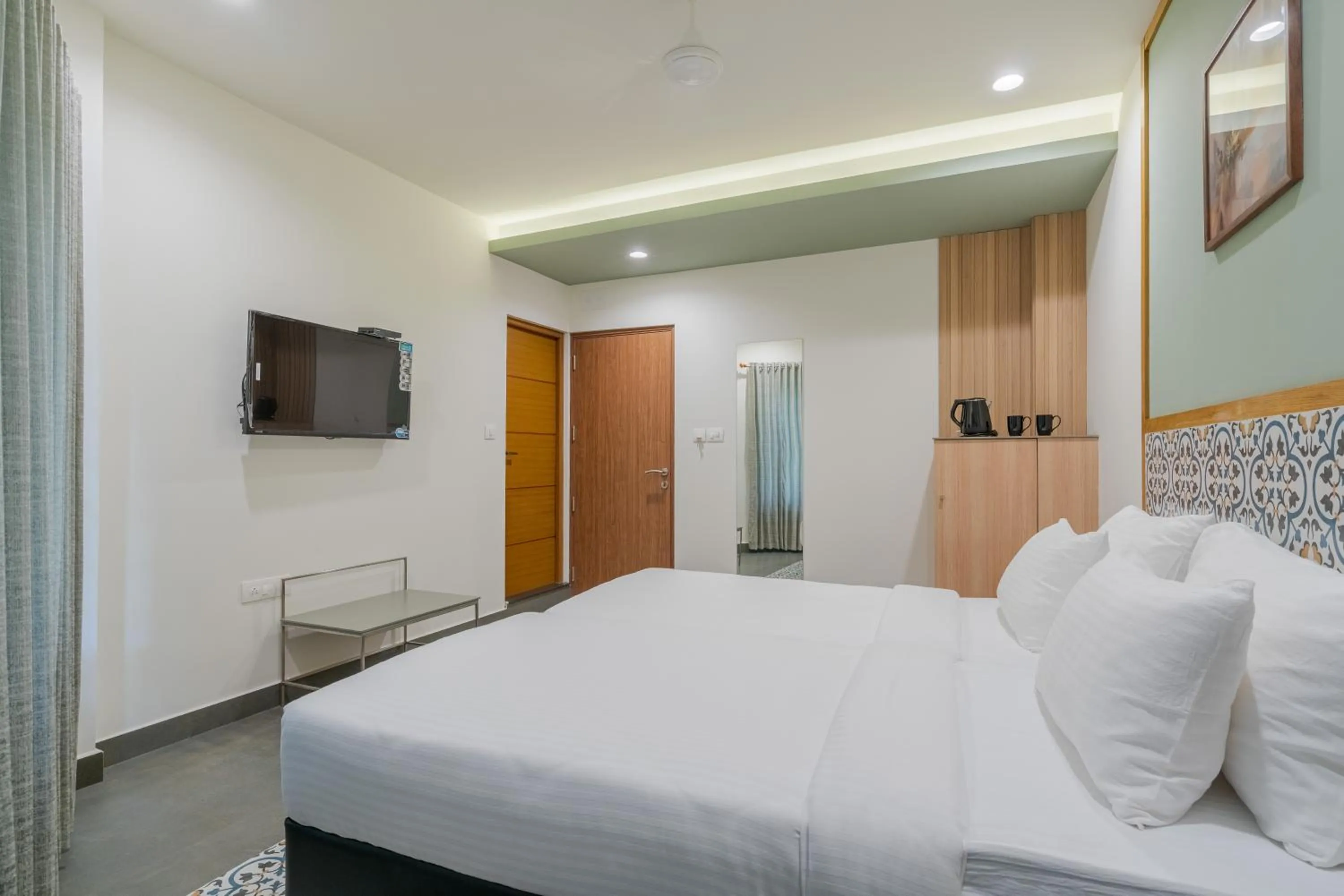 Bedroom, Bed in ARYAAS REGENT