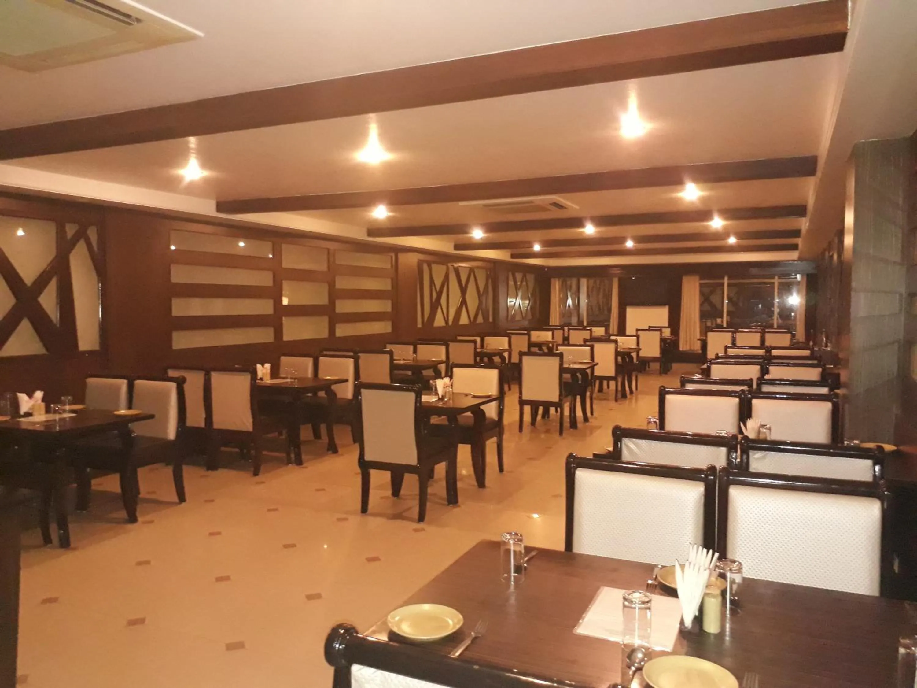 Meals in Hotel Sarthak