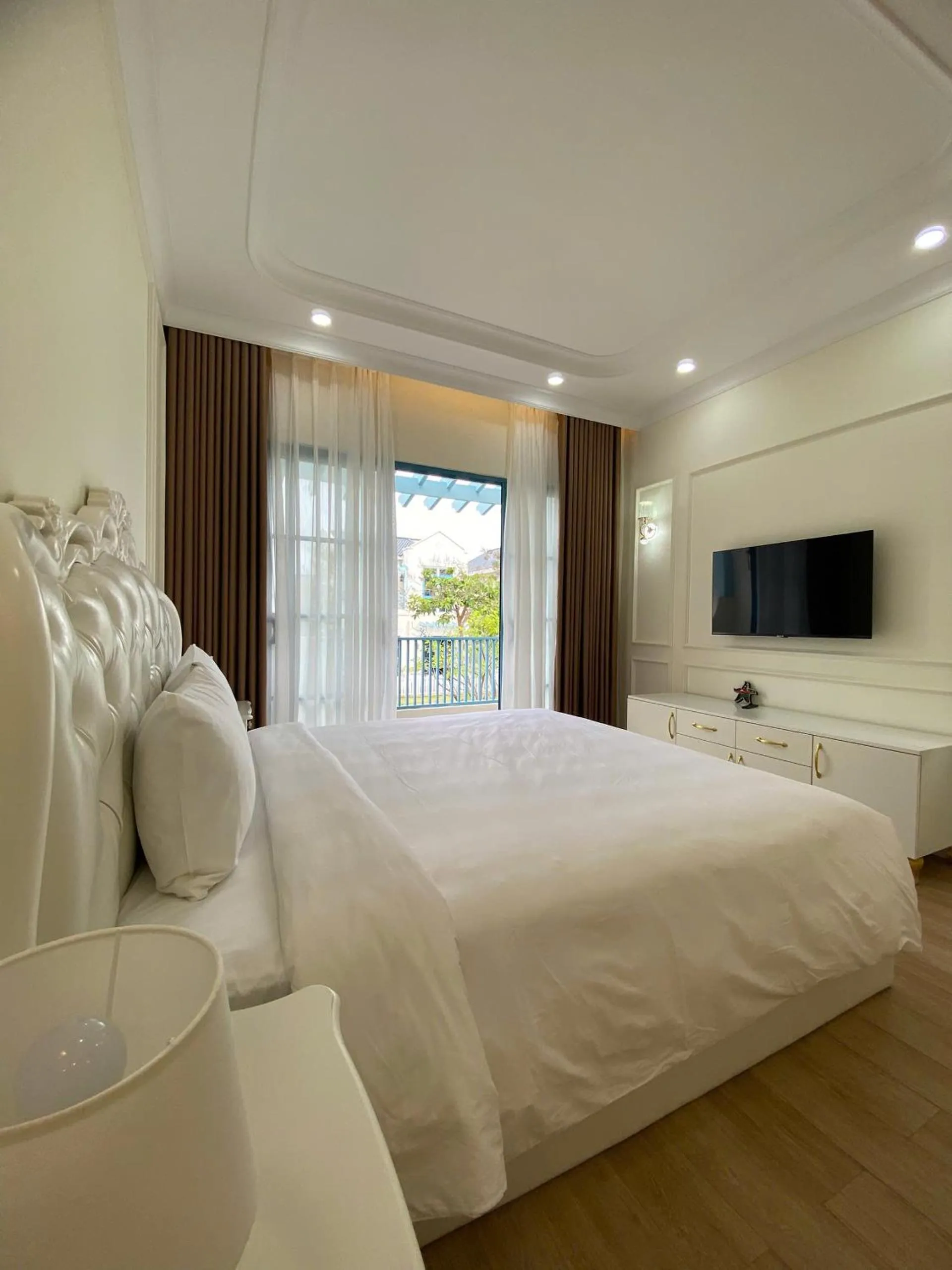 Bed in Villa Nova World Phan Thiết