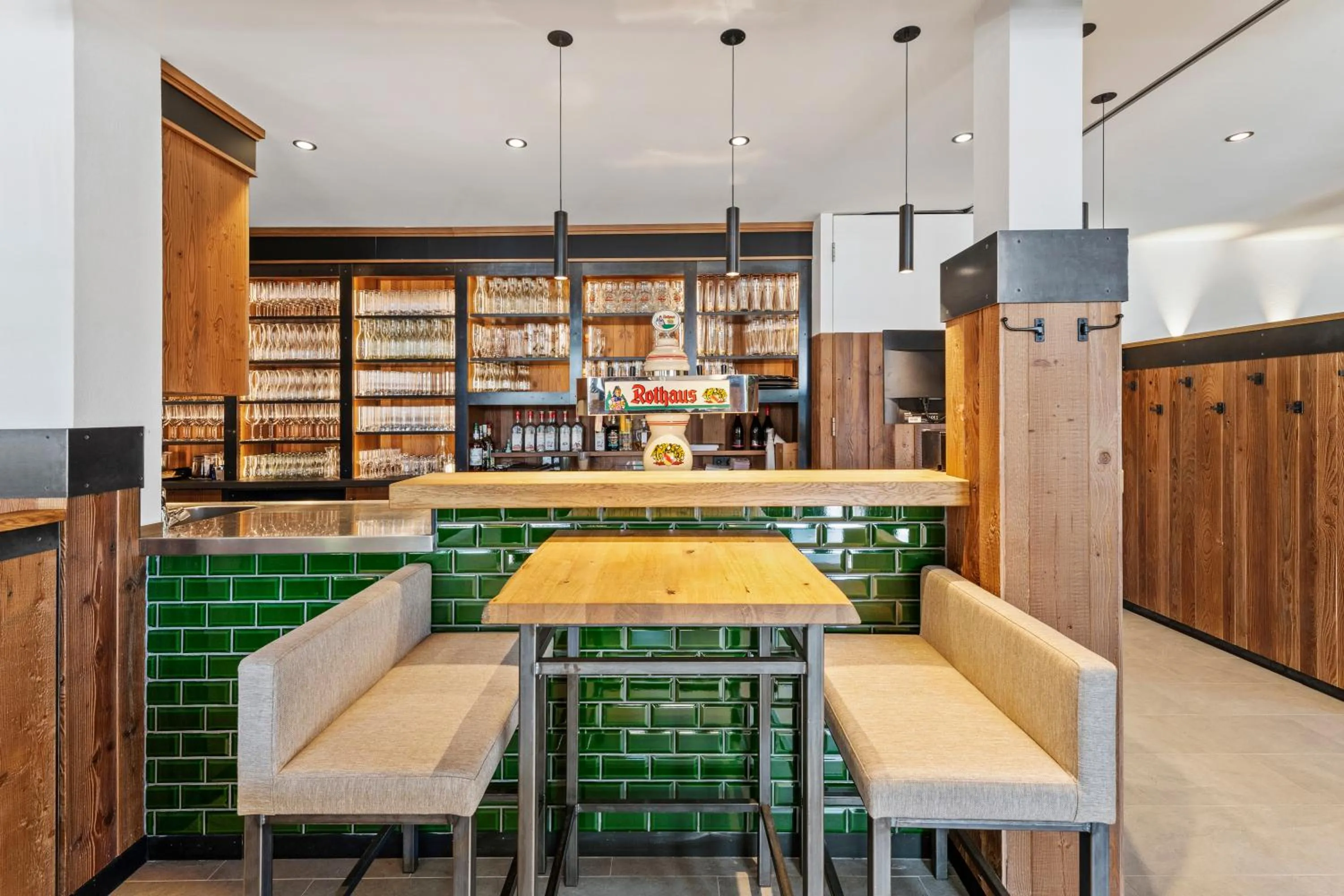 Restaurant/places to eat in Köhlerei am See