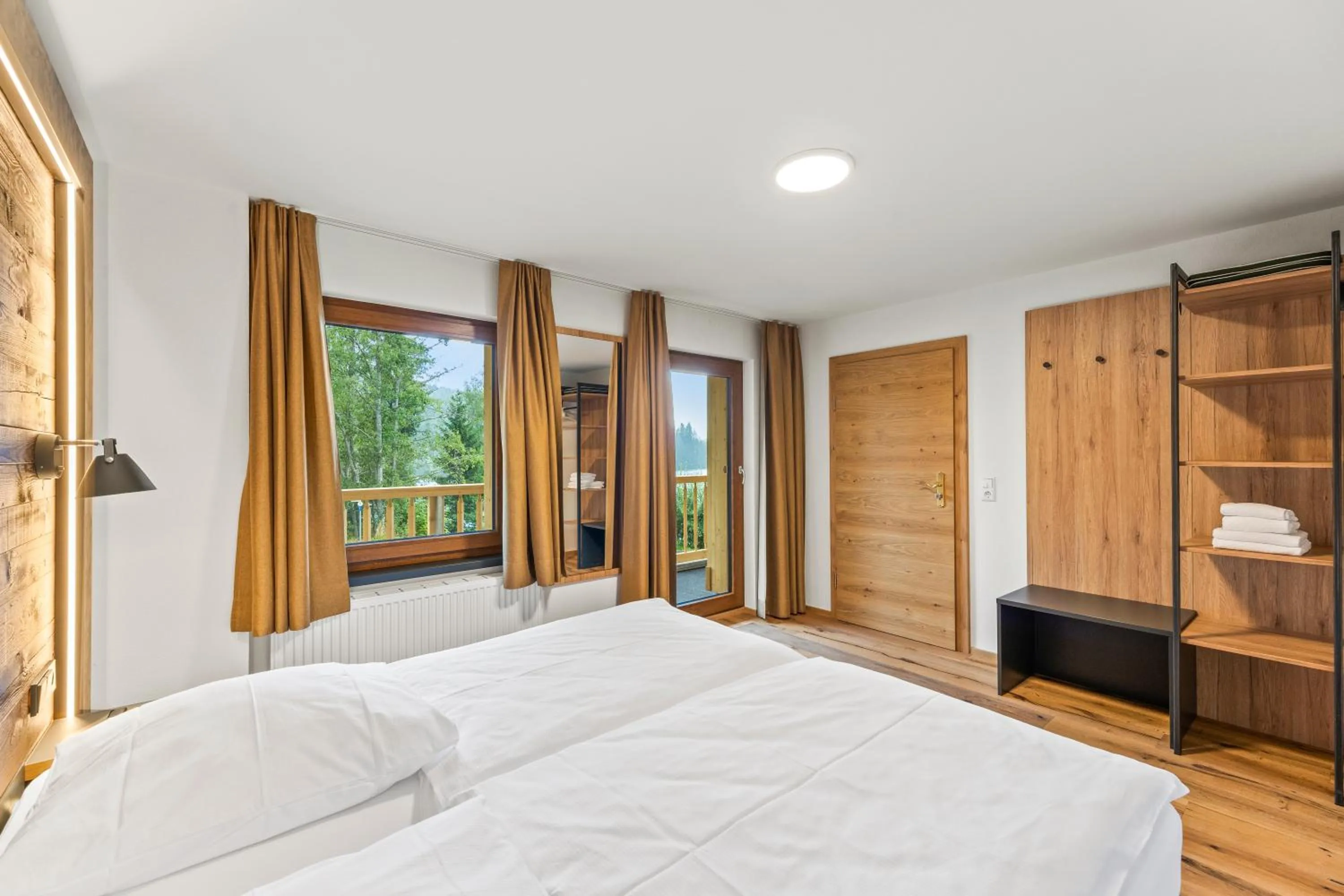 Photo of the whole room, Bed in Köhlerei am See