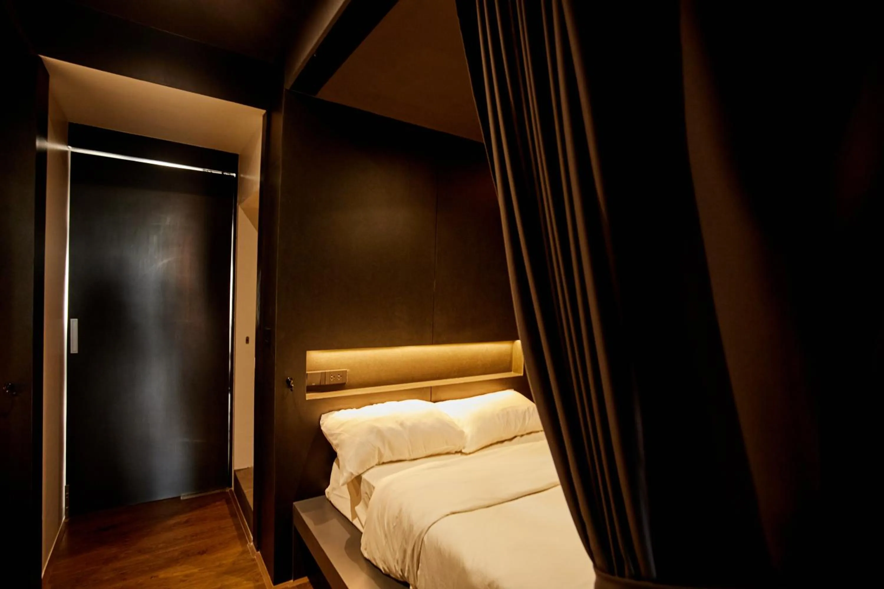 Bed in HABI Surawong-Silom