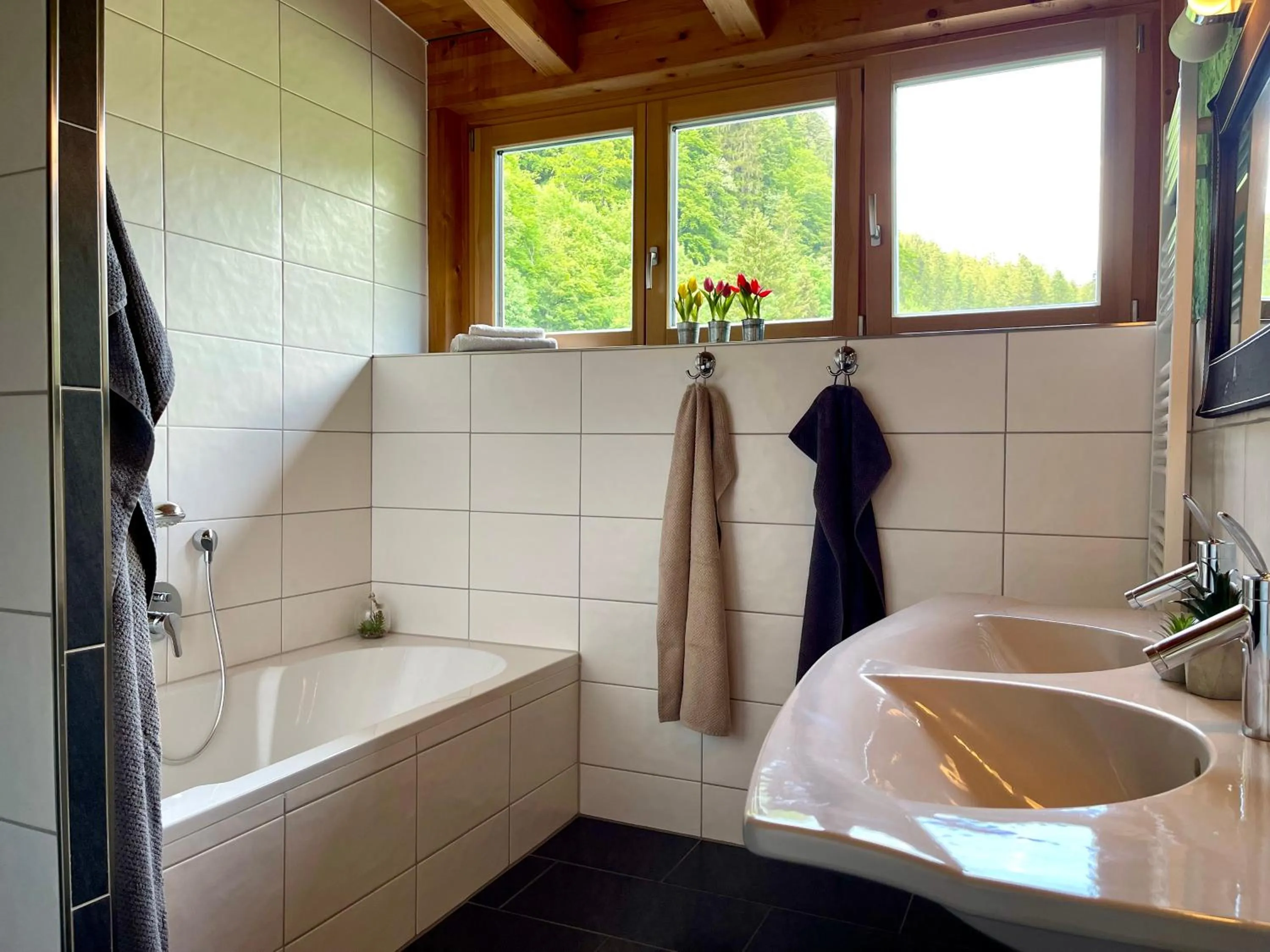 Bathroom in Alpenlodge Charivari - SommerBergBahn unlimited kostenlos