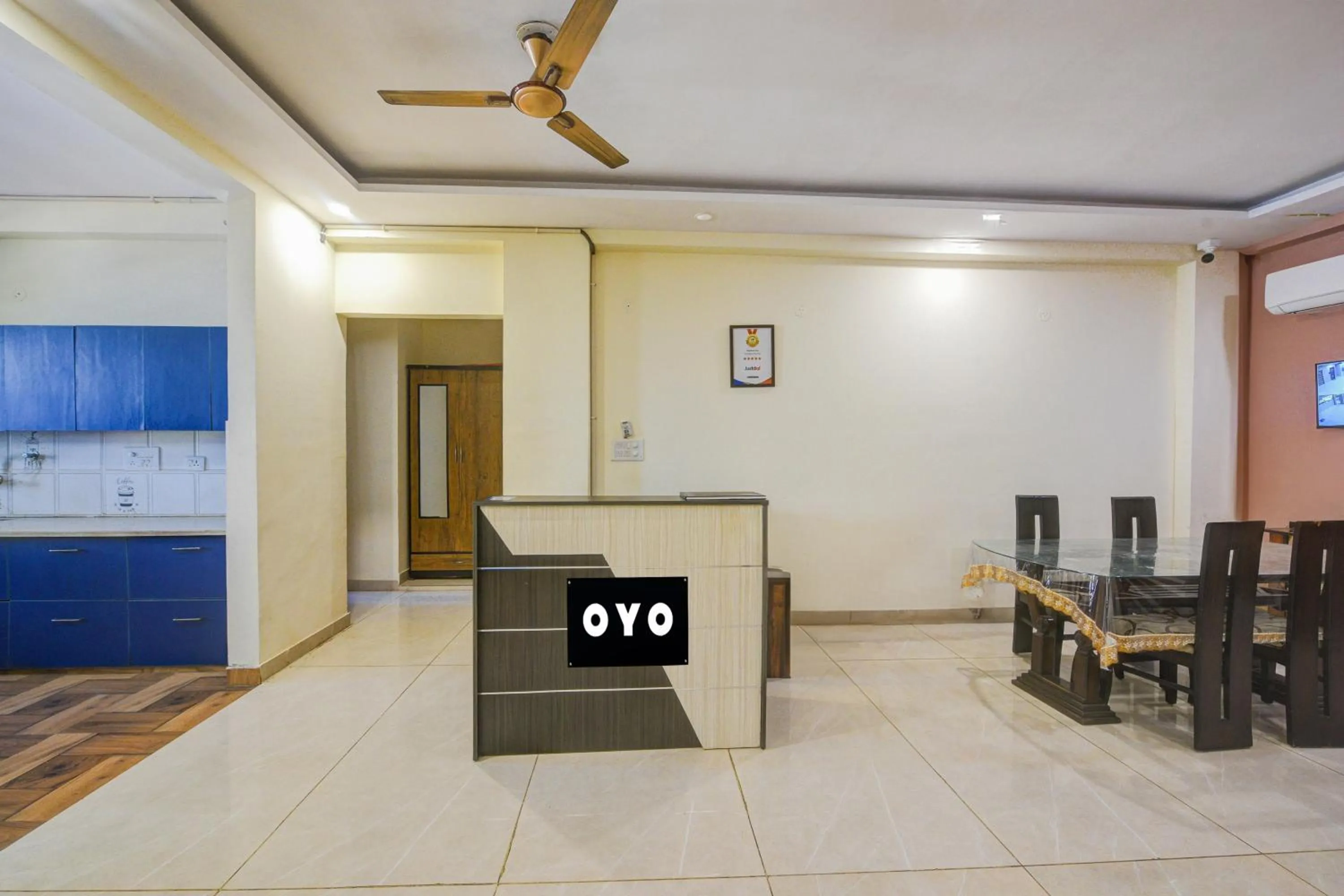 Lobby or reception in Hotel O Ridge Way Stays