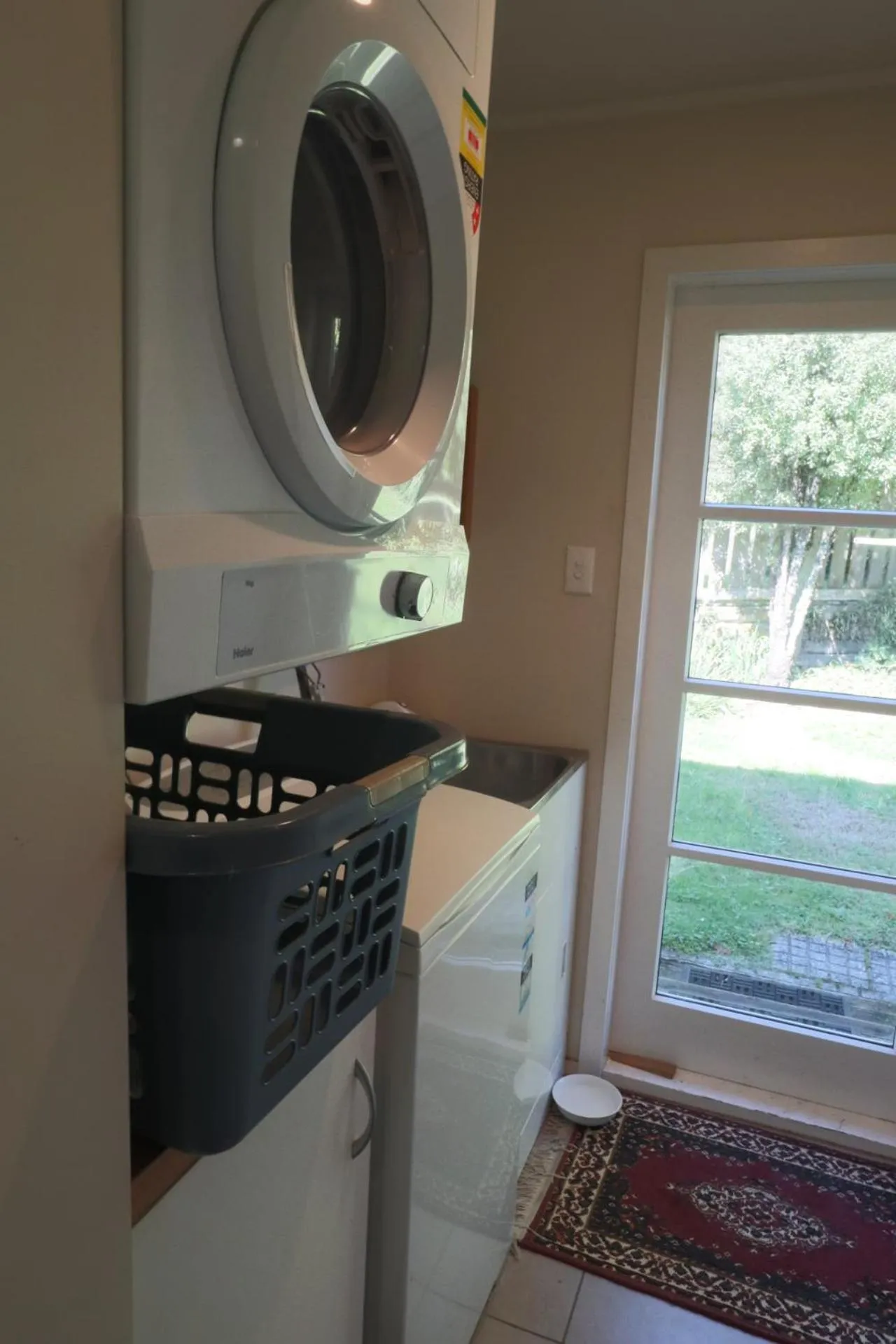 laundry in Magpie Cottage Homestay Bed & Breakfast