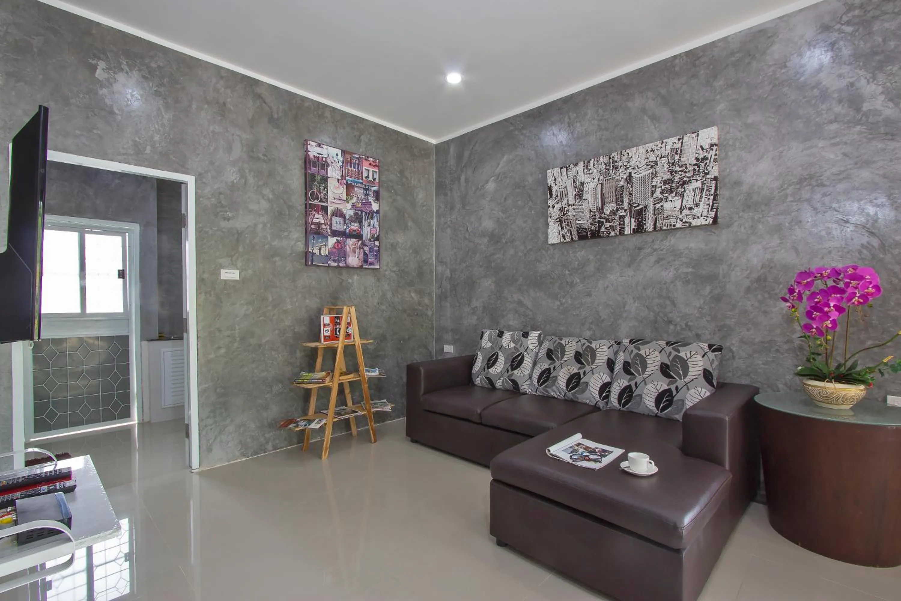 Living room in Maikhao Home Garden Bungalow