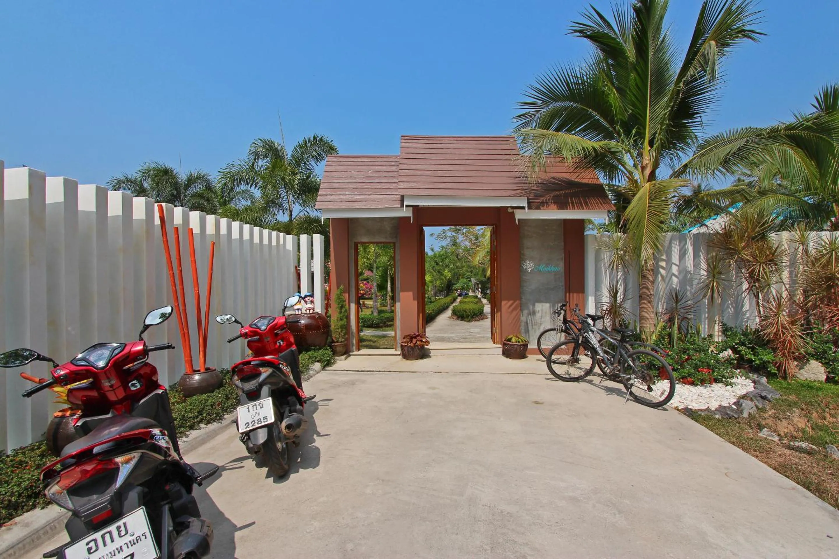 Facade/entrance in Maikhao Home Garden Bungalow