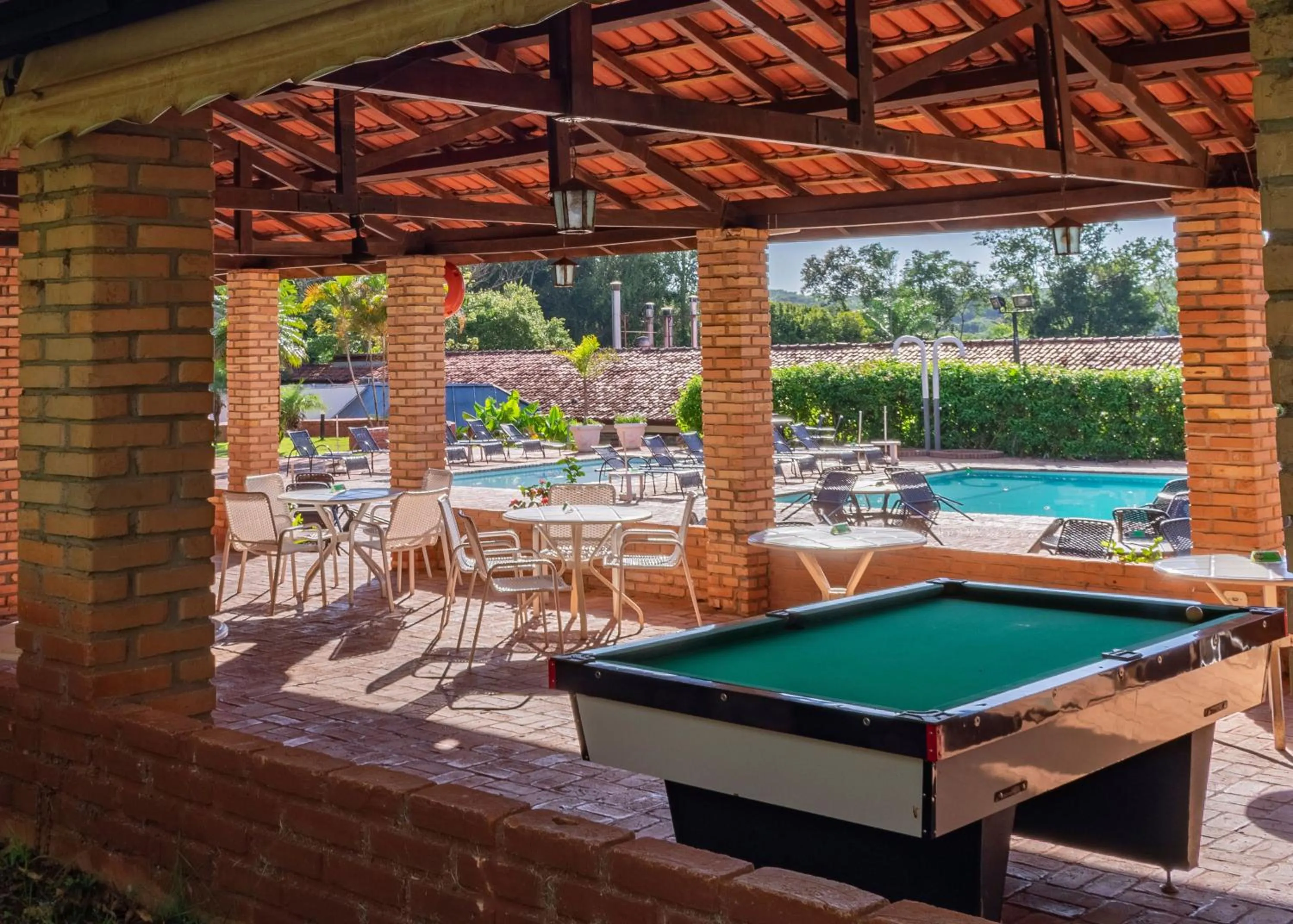 Swimming pool in Hotel Colonial Iguaçu