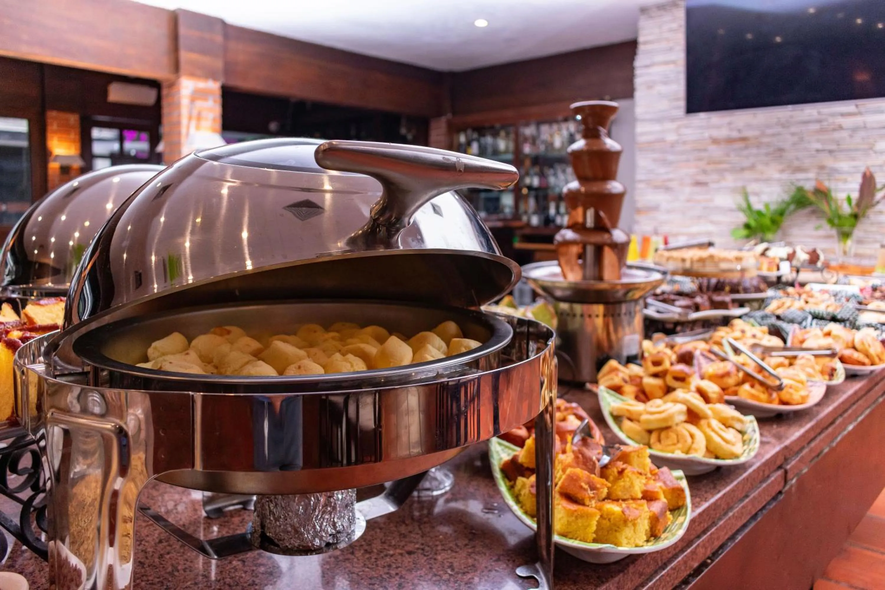 Breakfast in Hotel Colonial Iguaçu