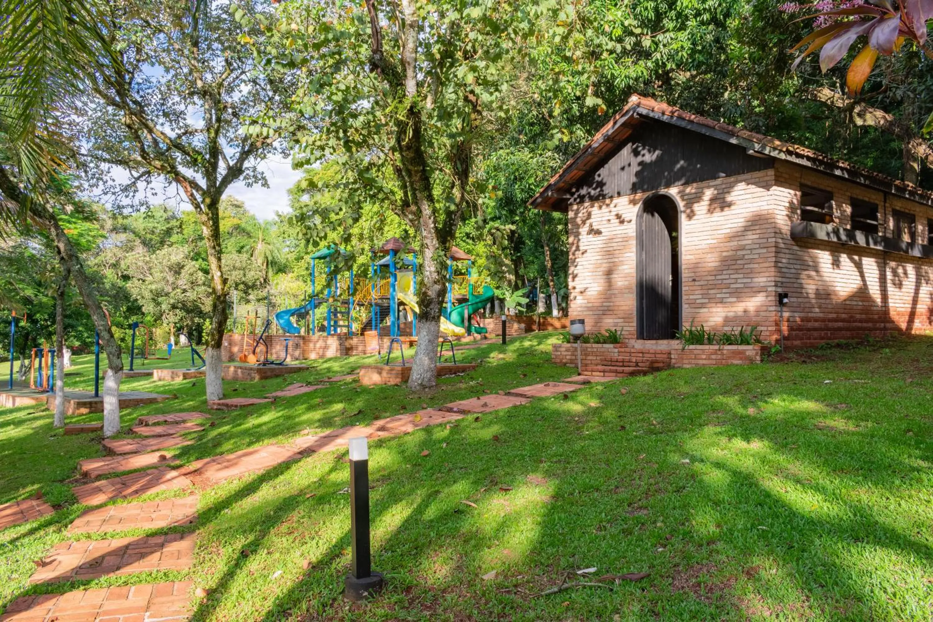 Hiking in Hotel Colonial Iguaçu