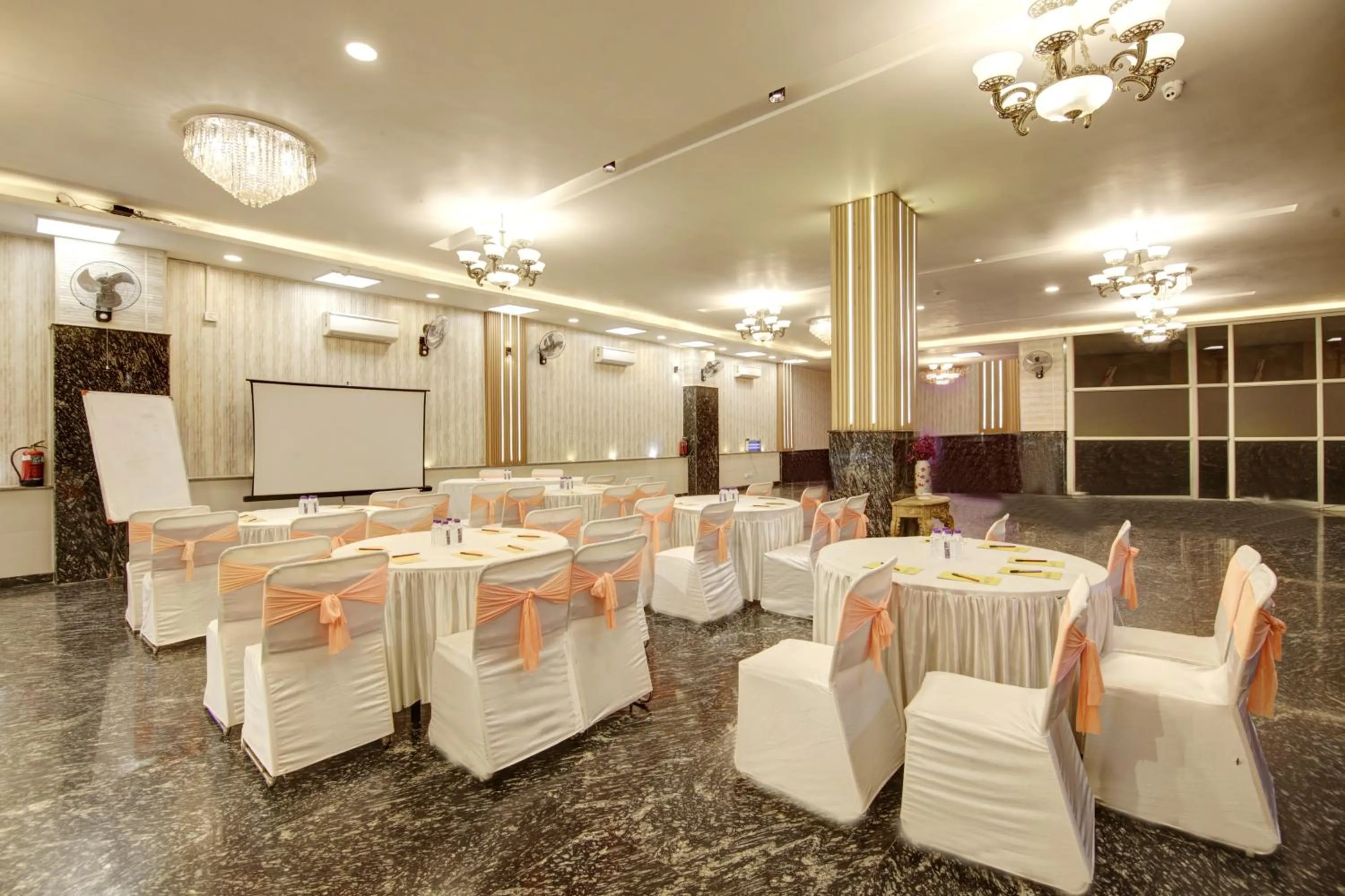 Meeting/conference room in Hotel Grand Manor