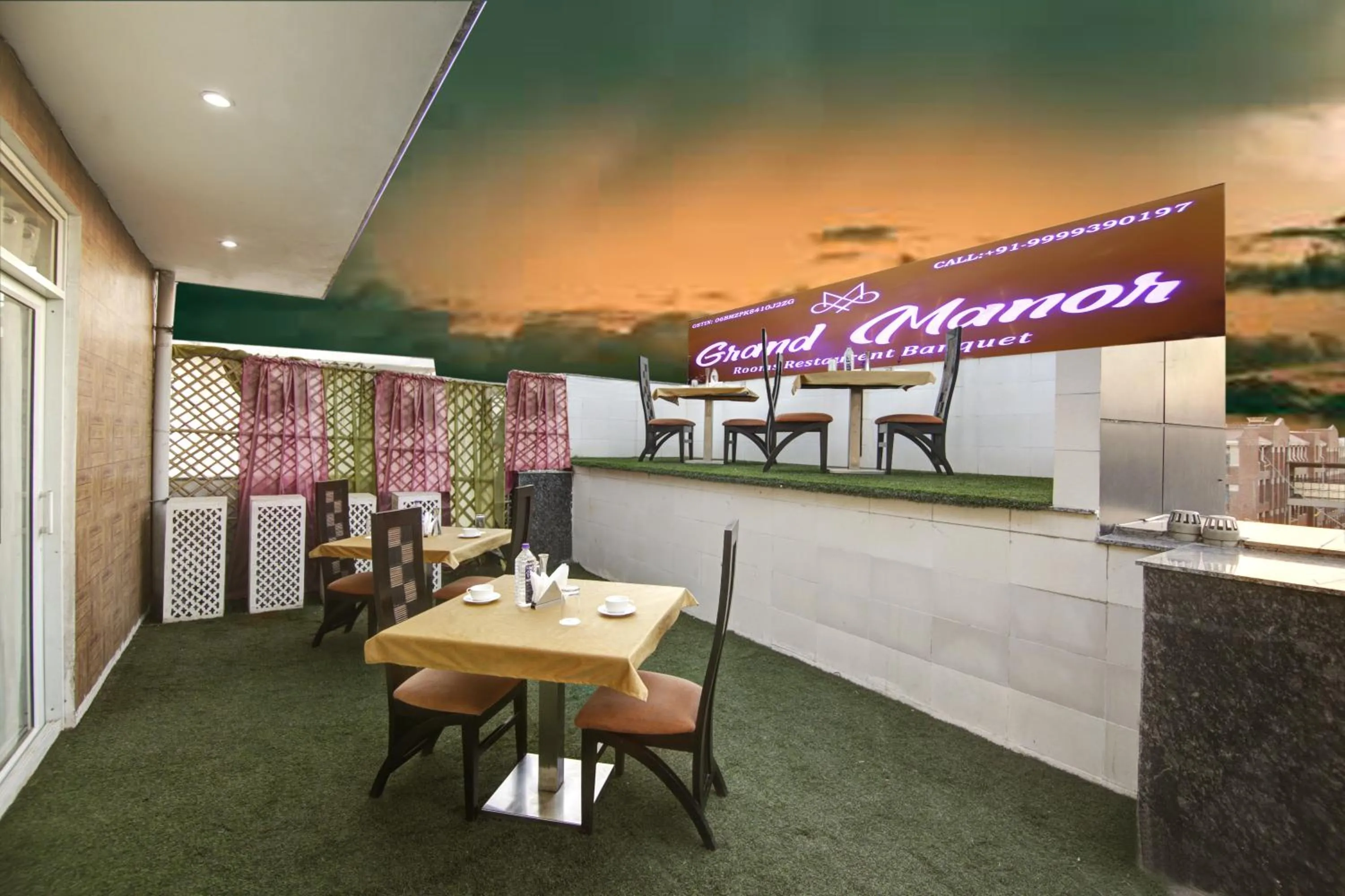 Balcony/Terrace in Hotel Grand Manor