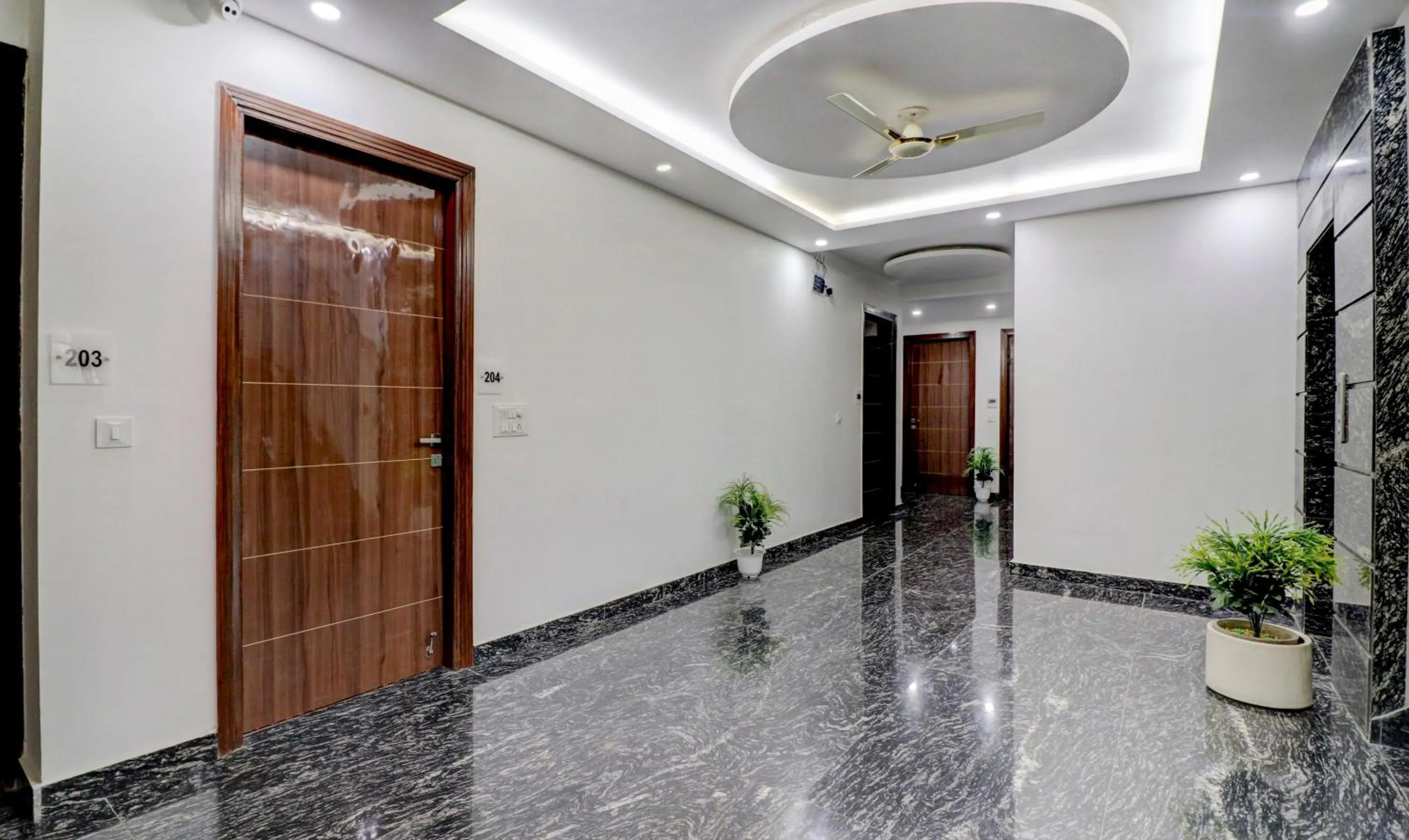 elevator in Hotel Grand Manor