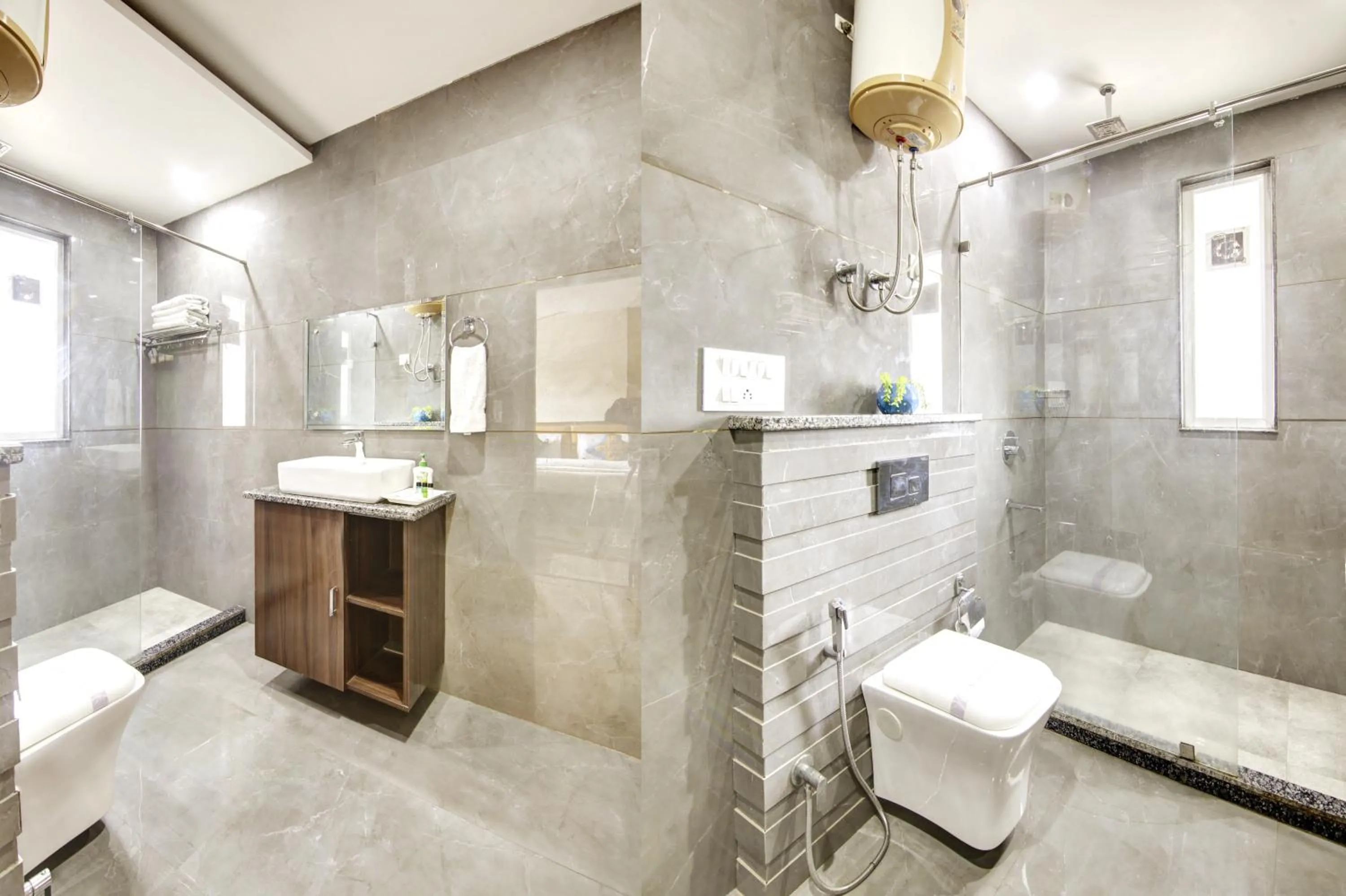 Bathroom in Hotel Grand Manor