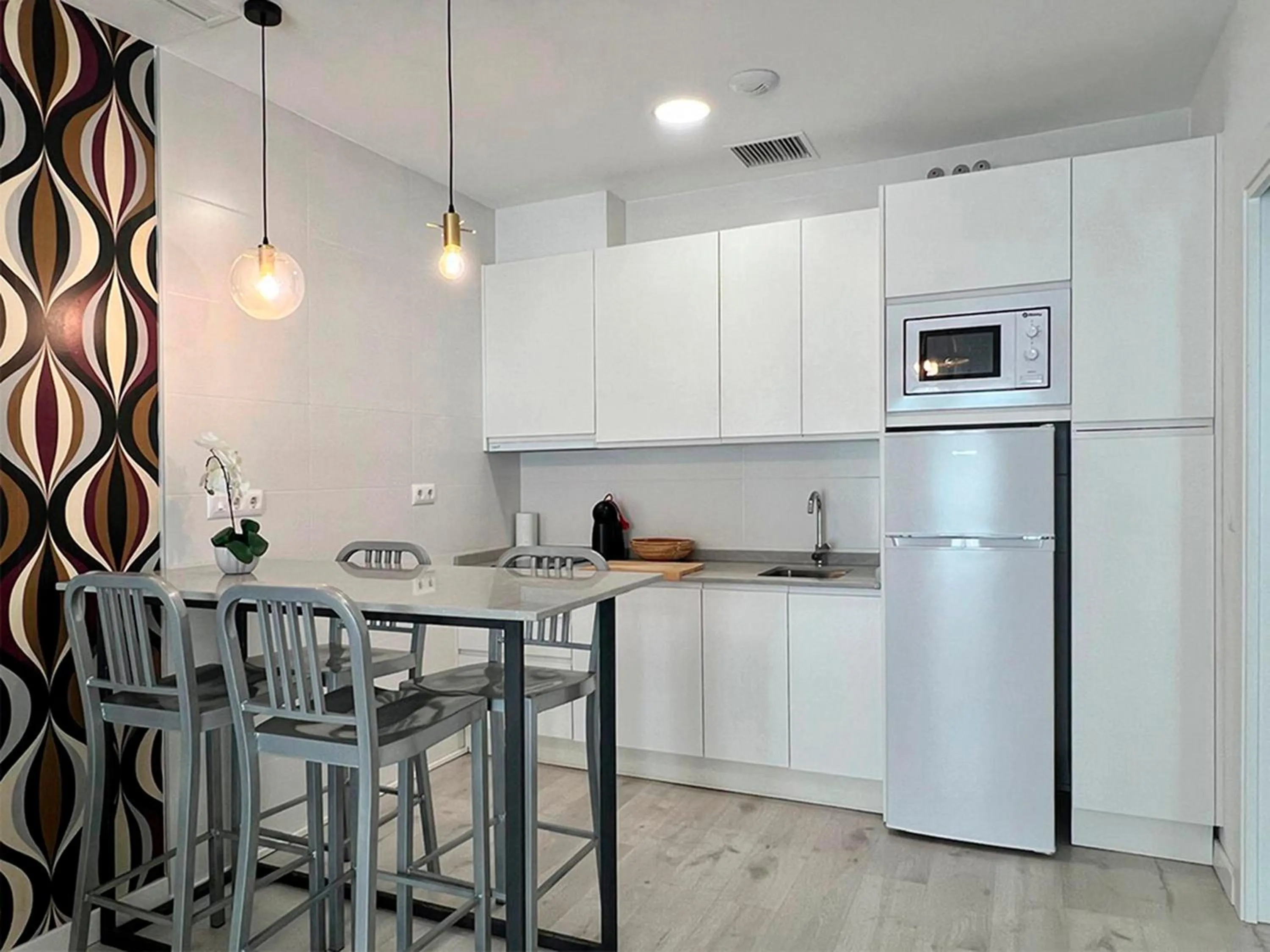 Kitchen or kitchenette in Apartamentos Realejo Campo del Príncipe 3000