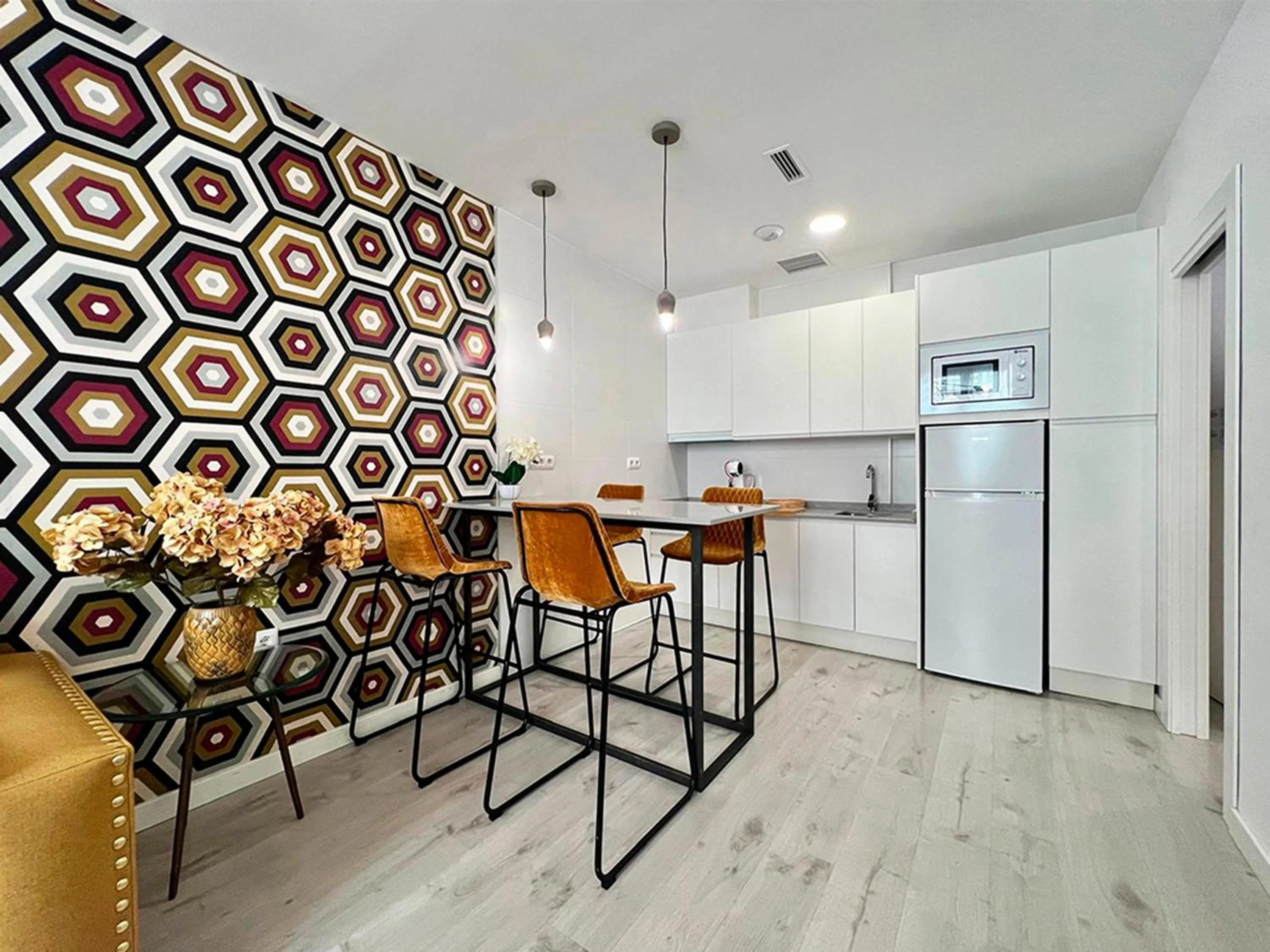 Kitchen or kitchenette in Apartamentos Realejo Campo del Príncipe 3000