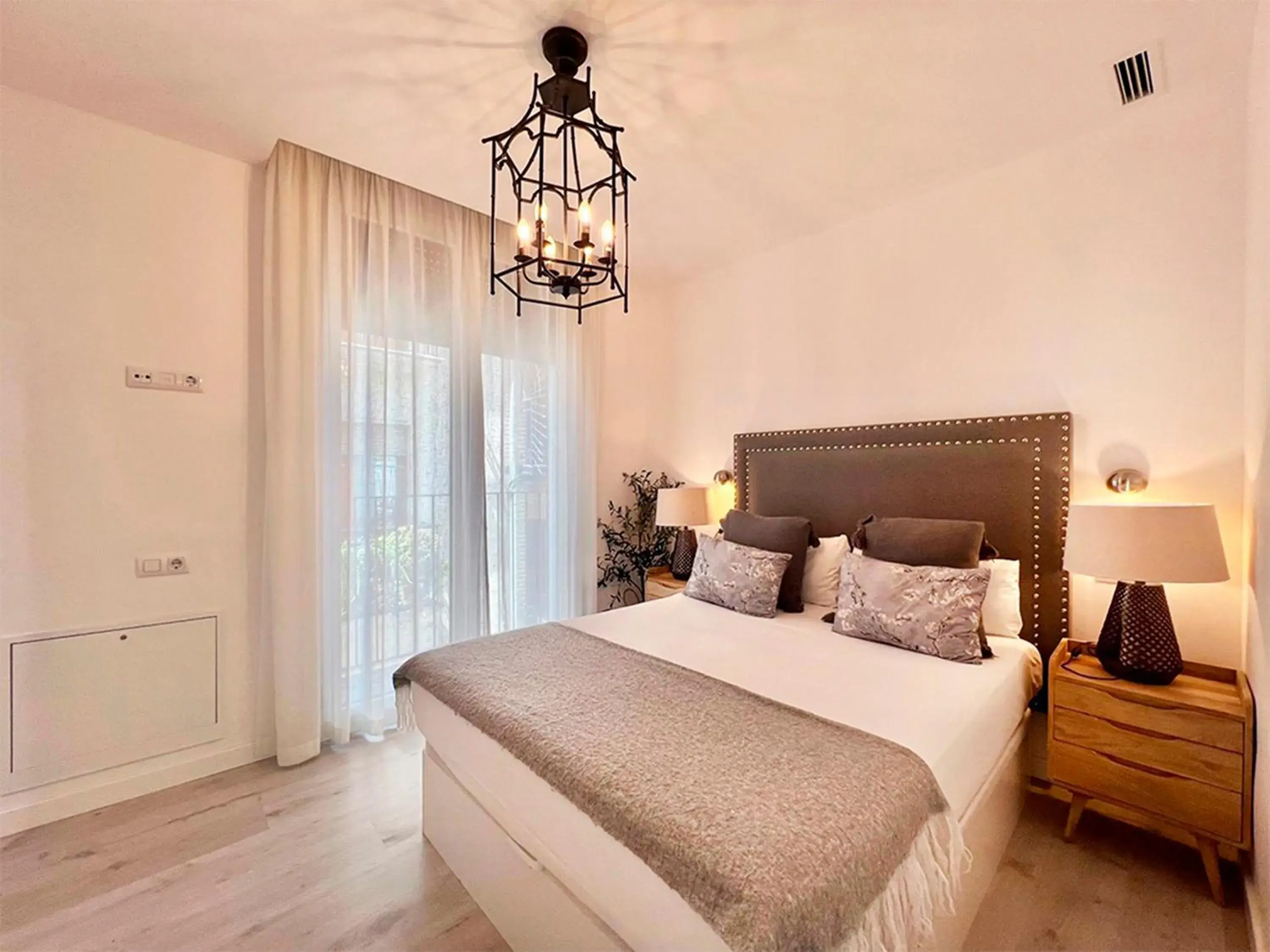 Three-Bedroom Apartment in Apartamentos Realejo Campo del Príncipe 3000 Three-Bedroom Apartment in Apartamentos Realejo Campo del Príncipe 3000