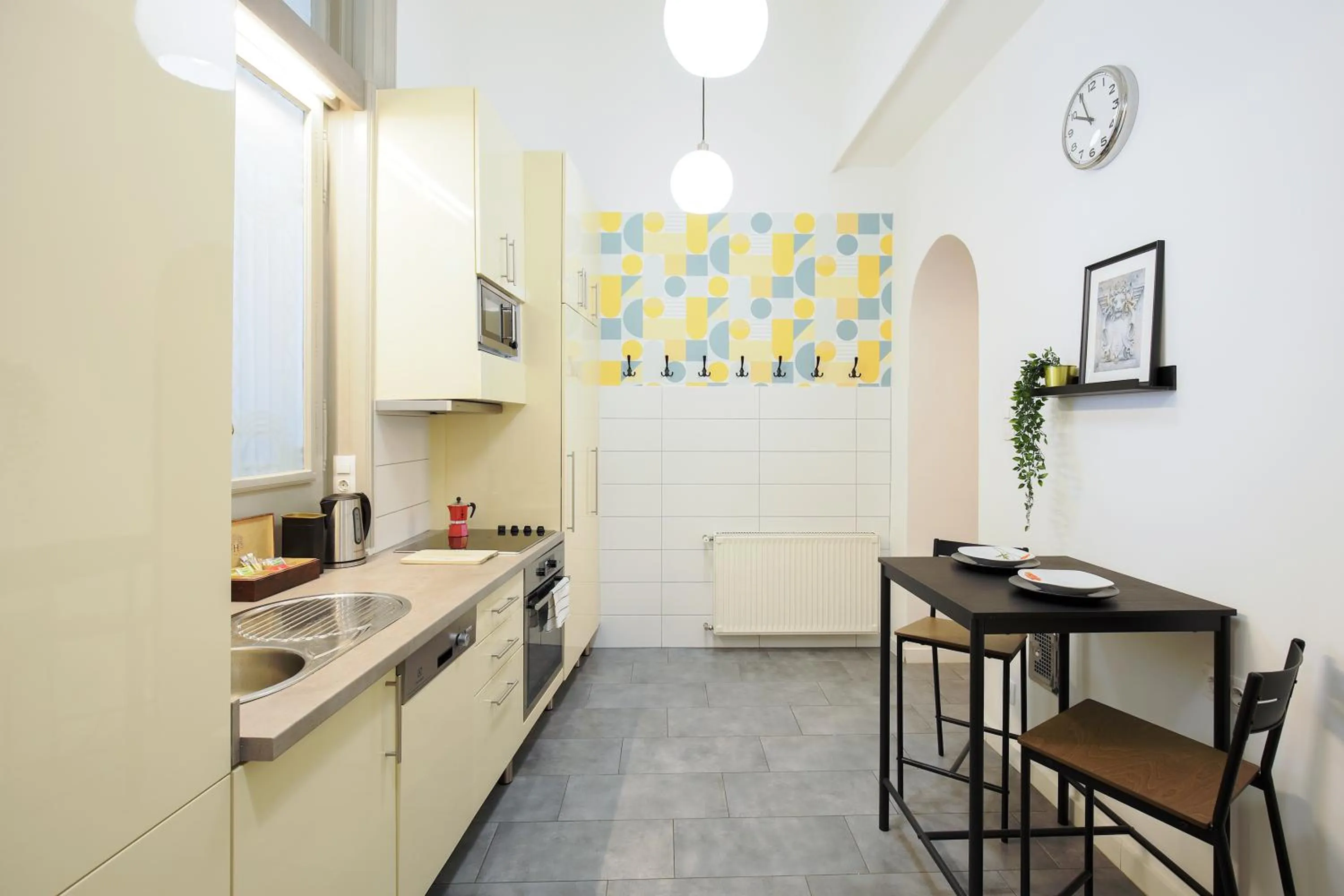 kitchen in Maverick Apartments