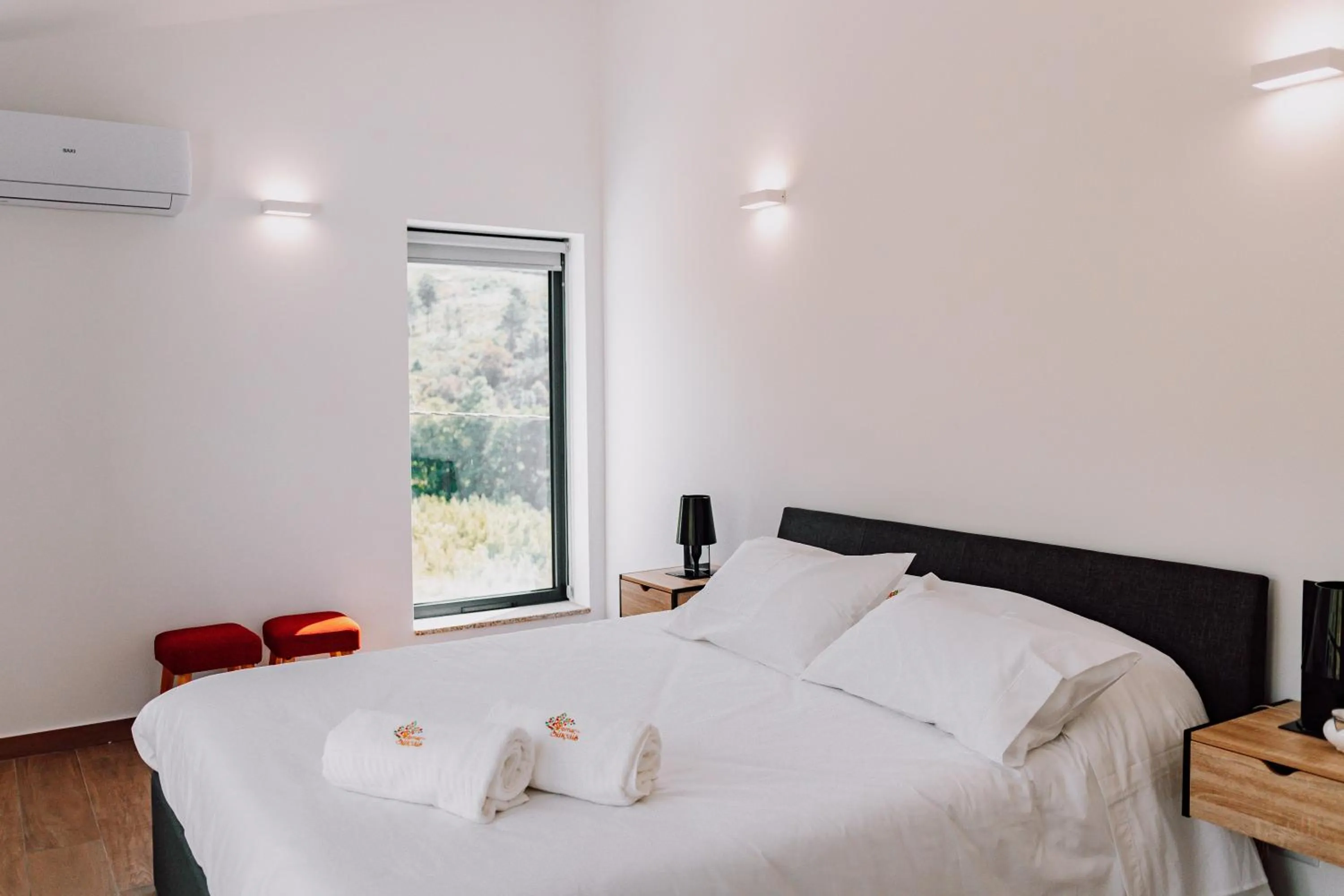 Bedroom, Bed in Quinta dos Sinçais