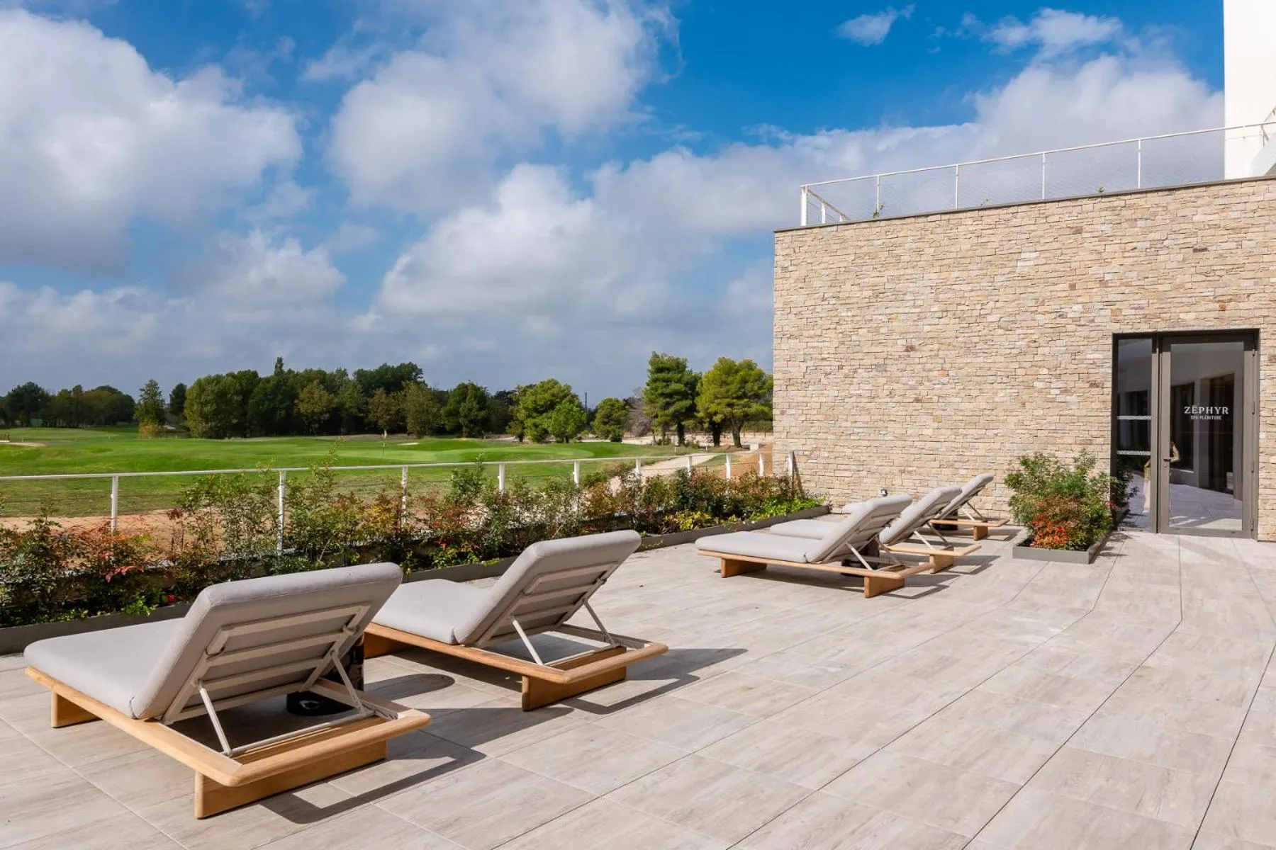 Spa and wellness centre/facilities in Hôtel Horizon Resort Massane & Spa