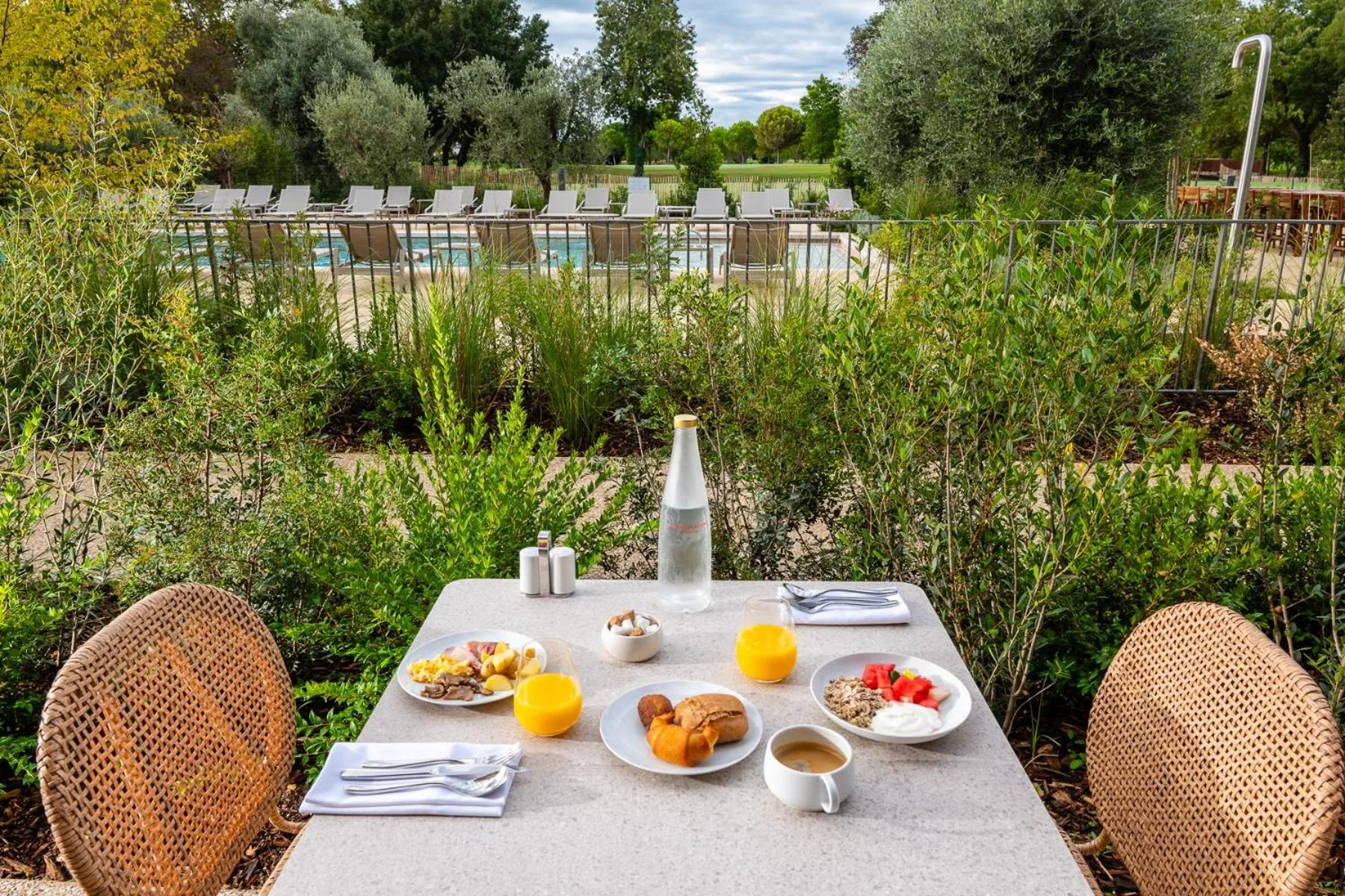 Buffet breakfast in Hôtel Horizon Resort Massane & Spa