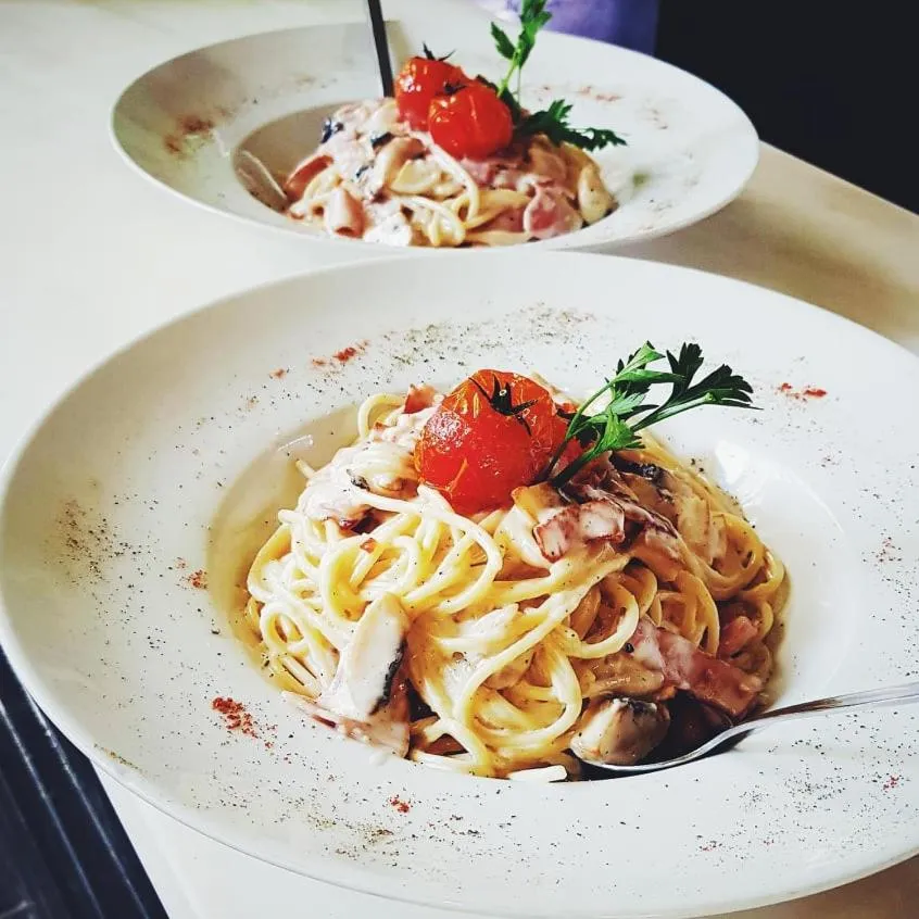 Restaurant/places to eat in Svea Hotel