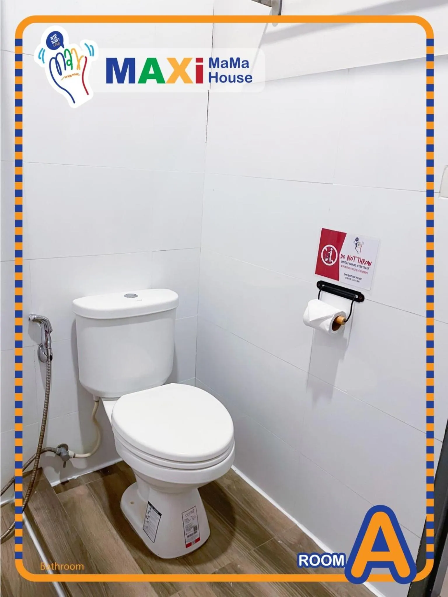 Toilet in MAXi MaMa House