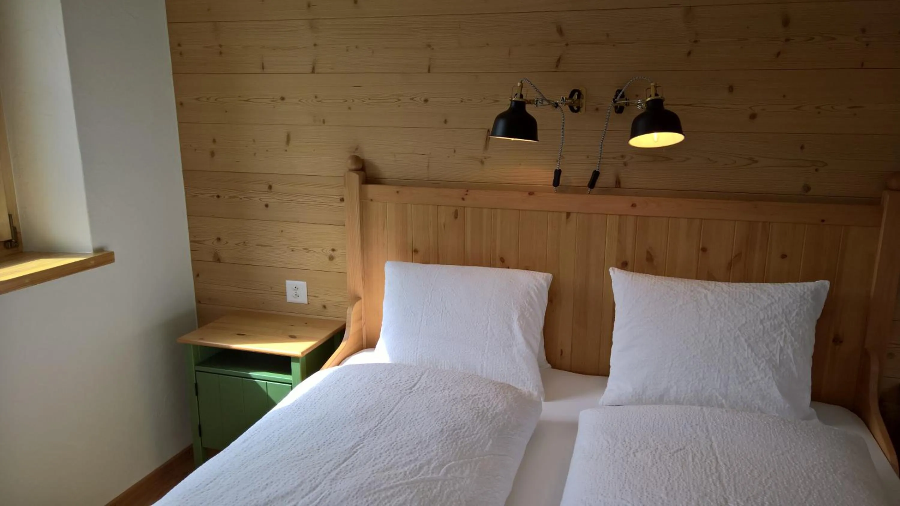 Bedroom, Bed in B&B Chasa Arfusch