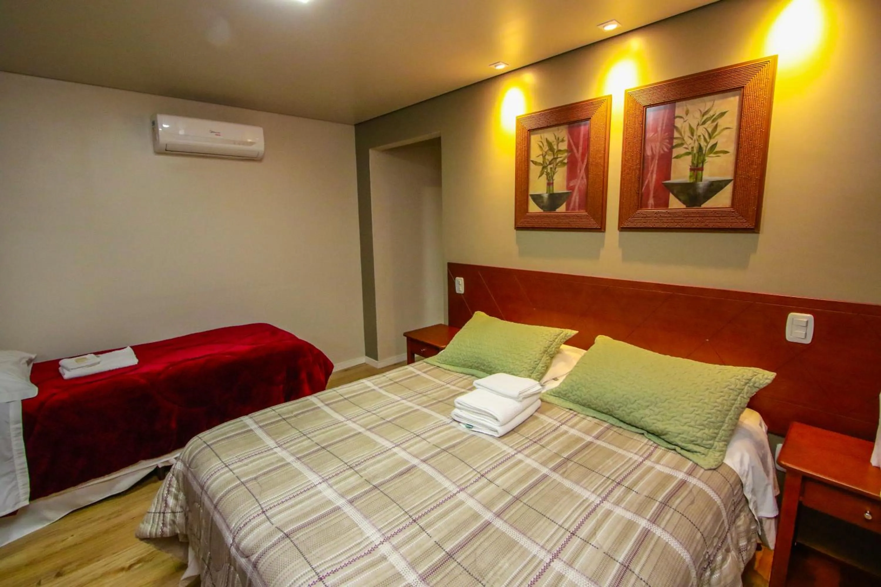 Bedroom, Bed in Pousada Caminho dos Plátanos