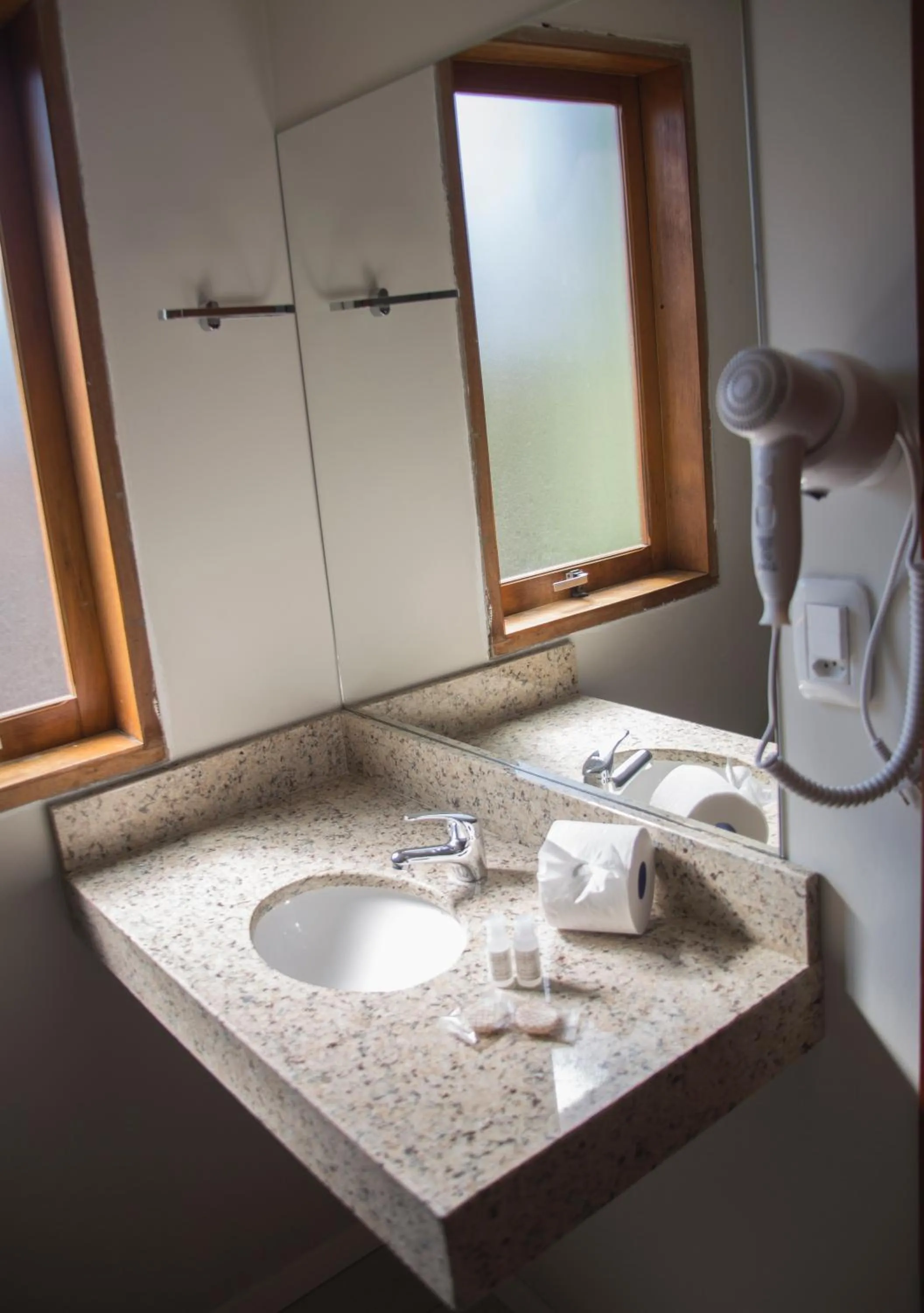 Bathroom in Pousada Caminho dos Plátanos