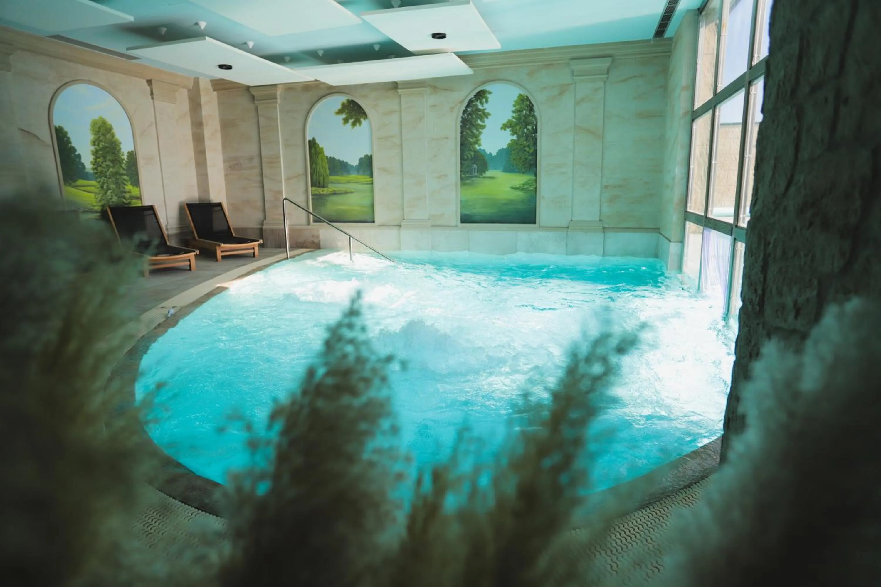 Hot Spring Bath in Hotel Bernarda