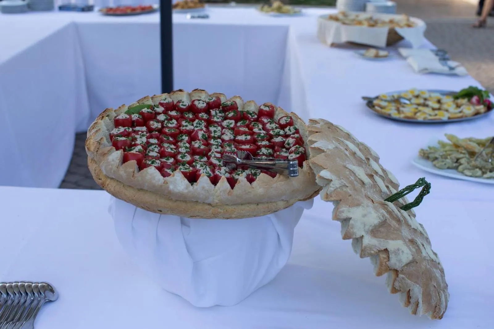 Restaurant/places to eat in Al Brunello