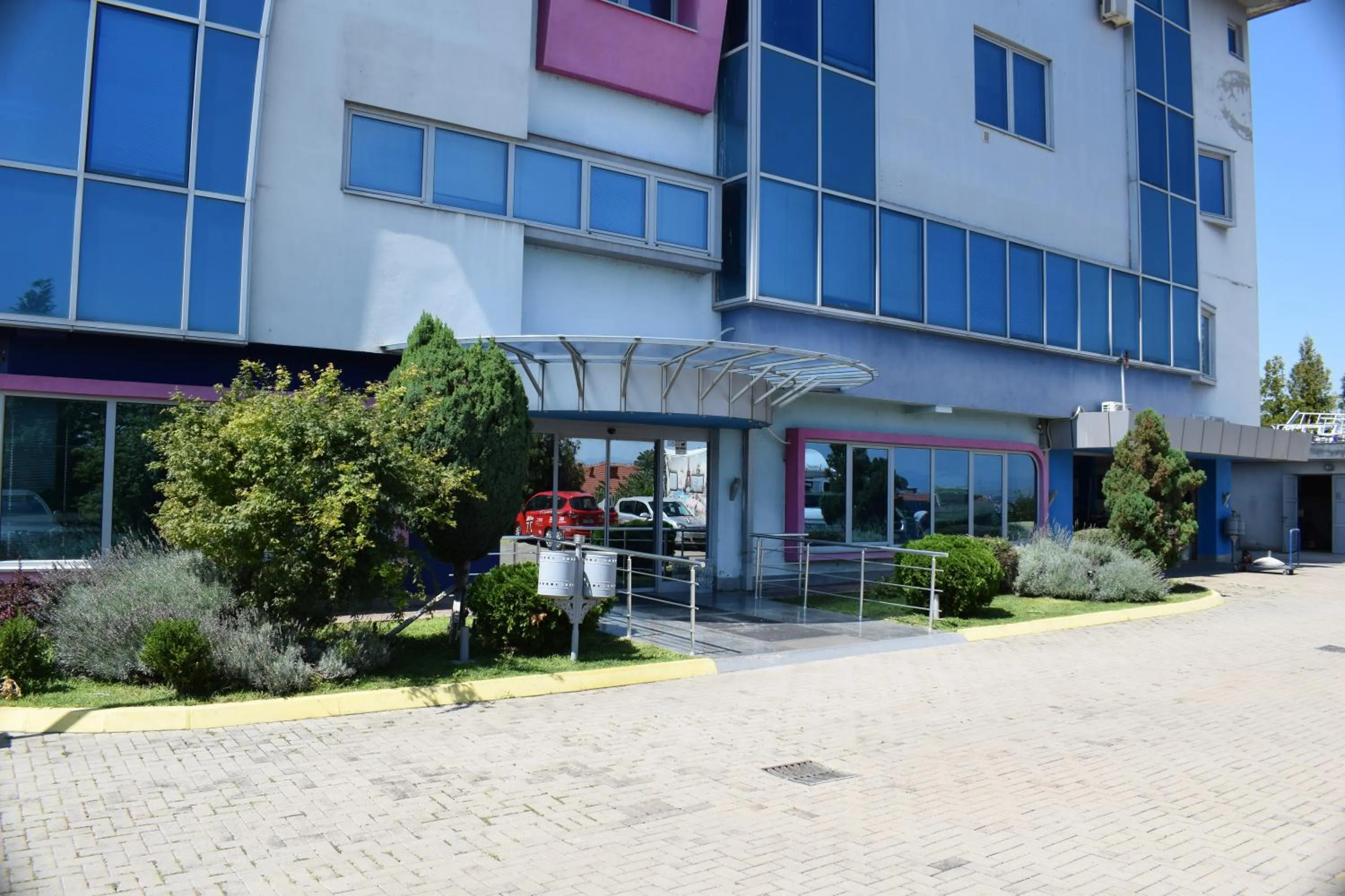 Facade/entrance in 7even weddings & events