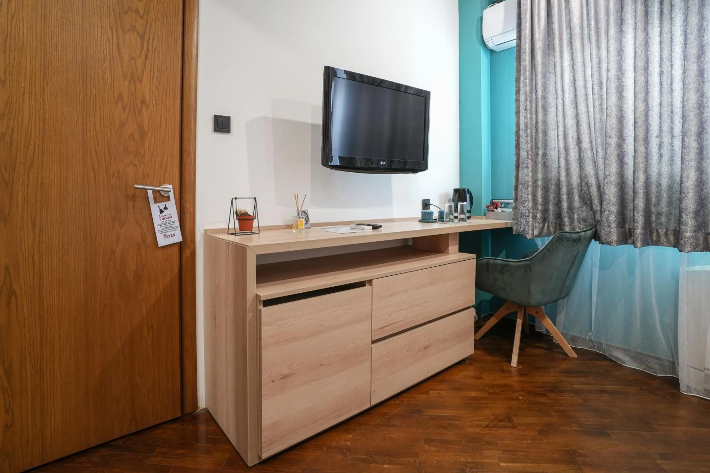 TV and multimedia in 7even weddings & events