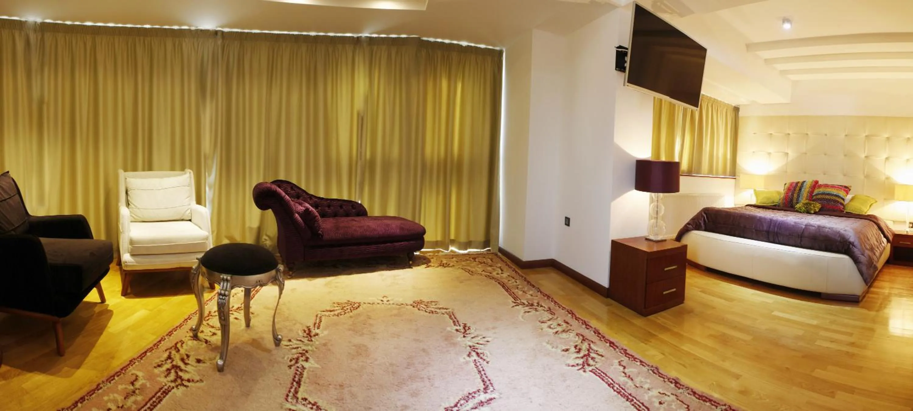 Bed in Garden Spa Boutique Hotel