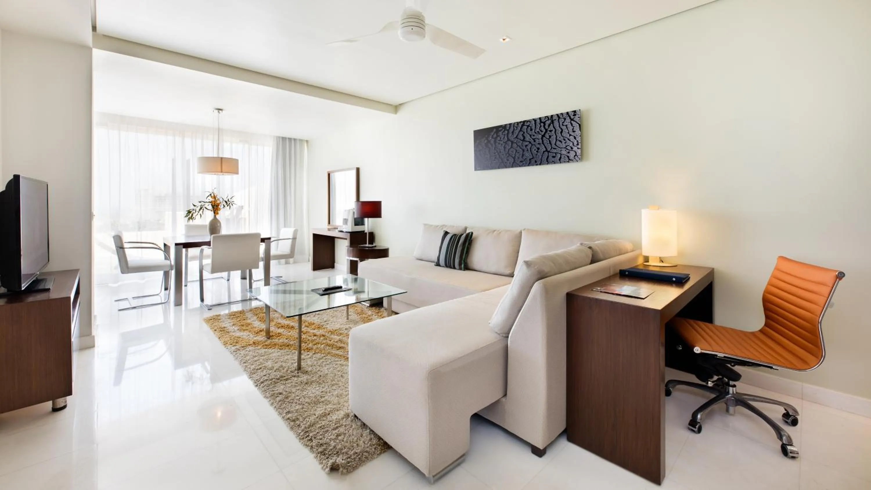 Living room in Palacio Mundo Imperial Riviera Diamante Acapulco All Inclusive