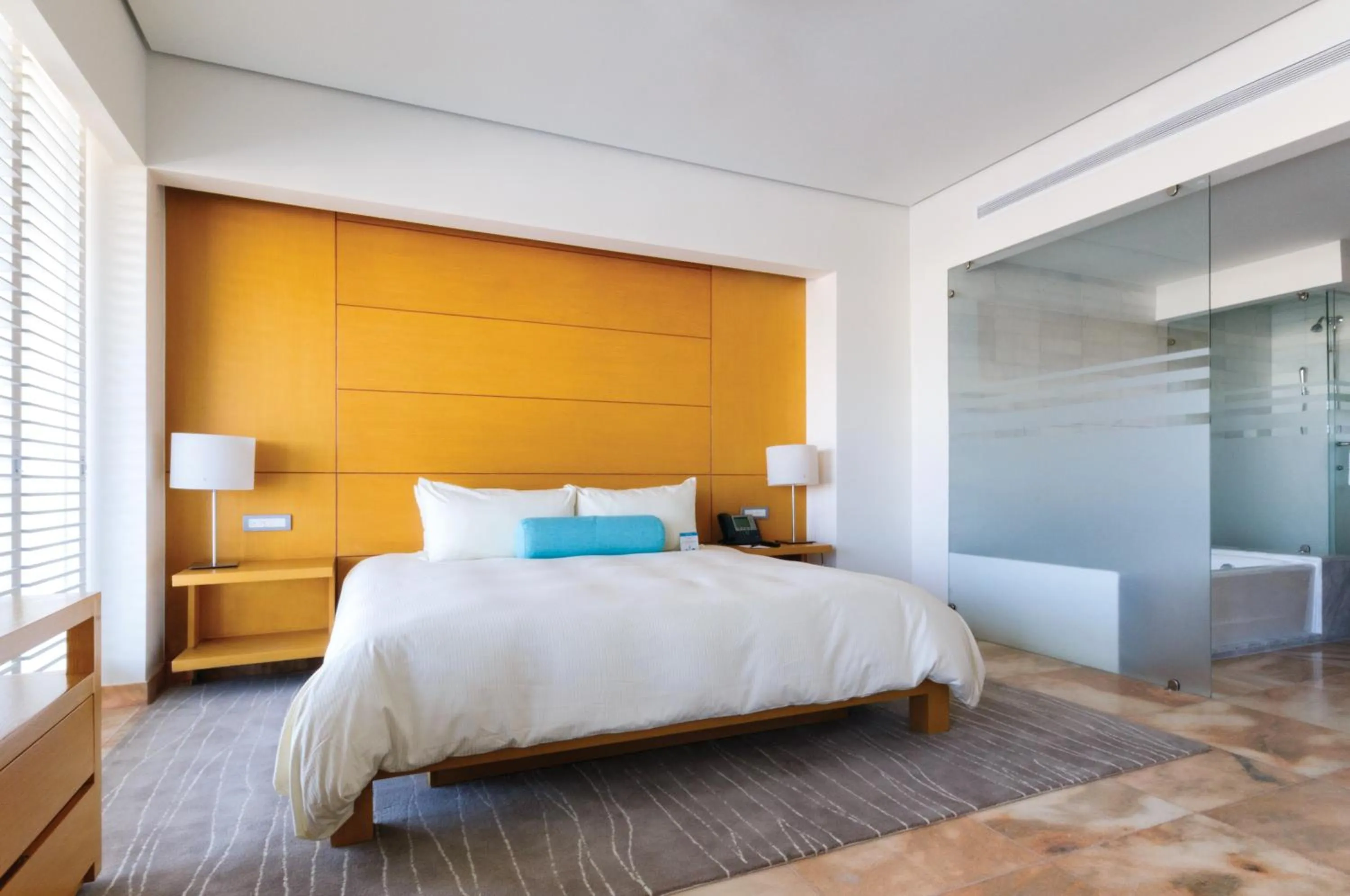 Photo of the whole room, Bed in Palacio Mundo Imperial Riviera Diamante Acapulco All Inclusive