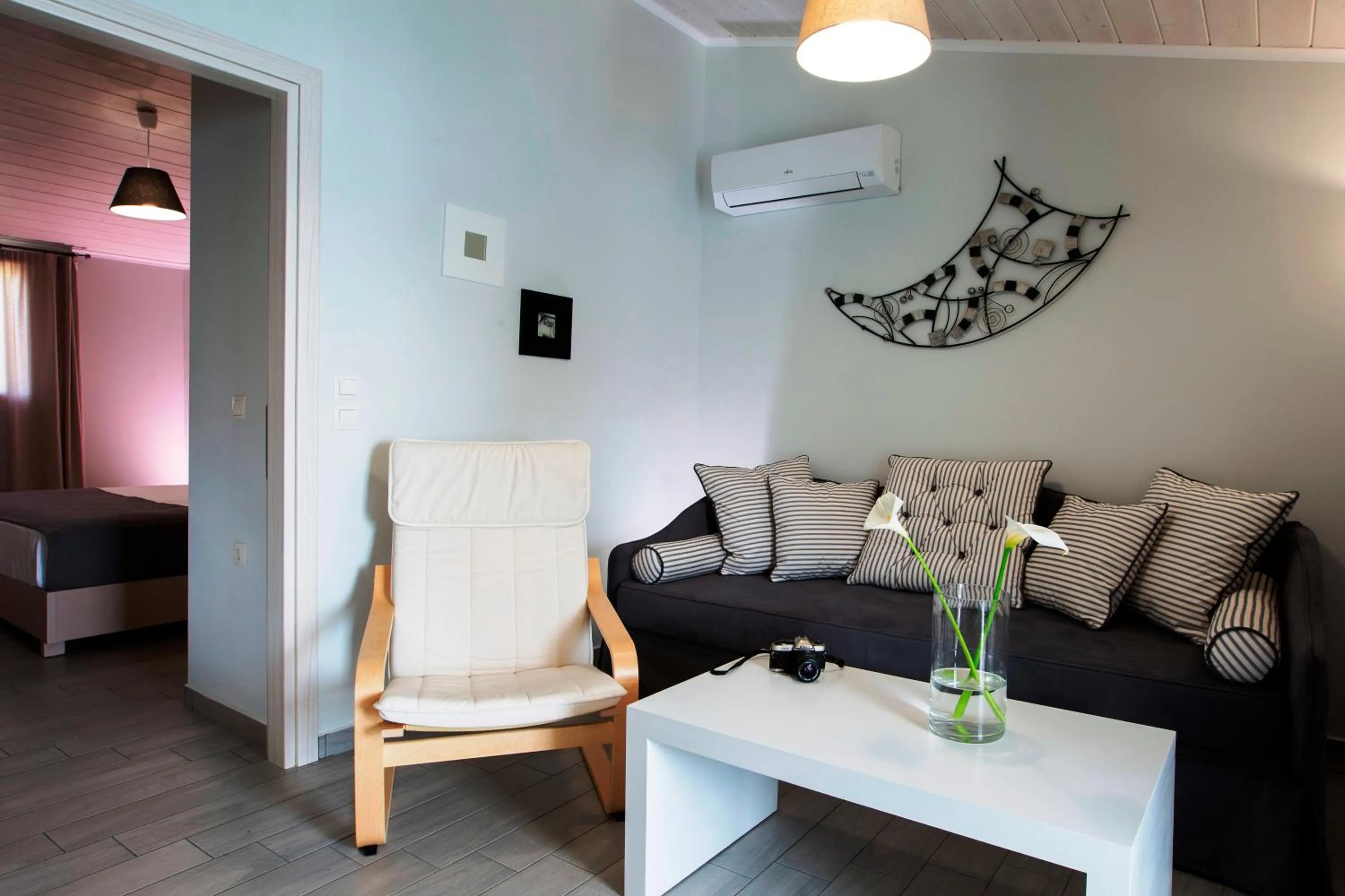 TV and multimedia in Captain Nick Aparthotel