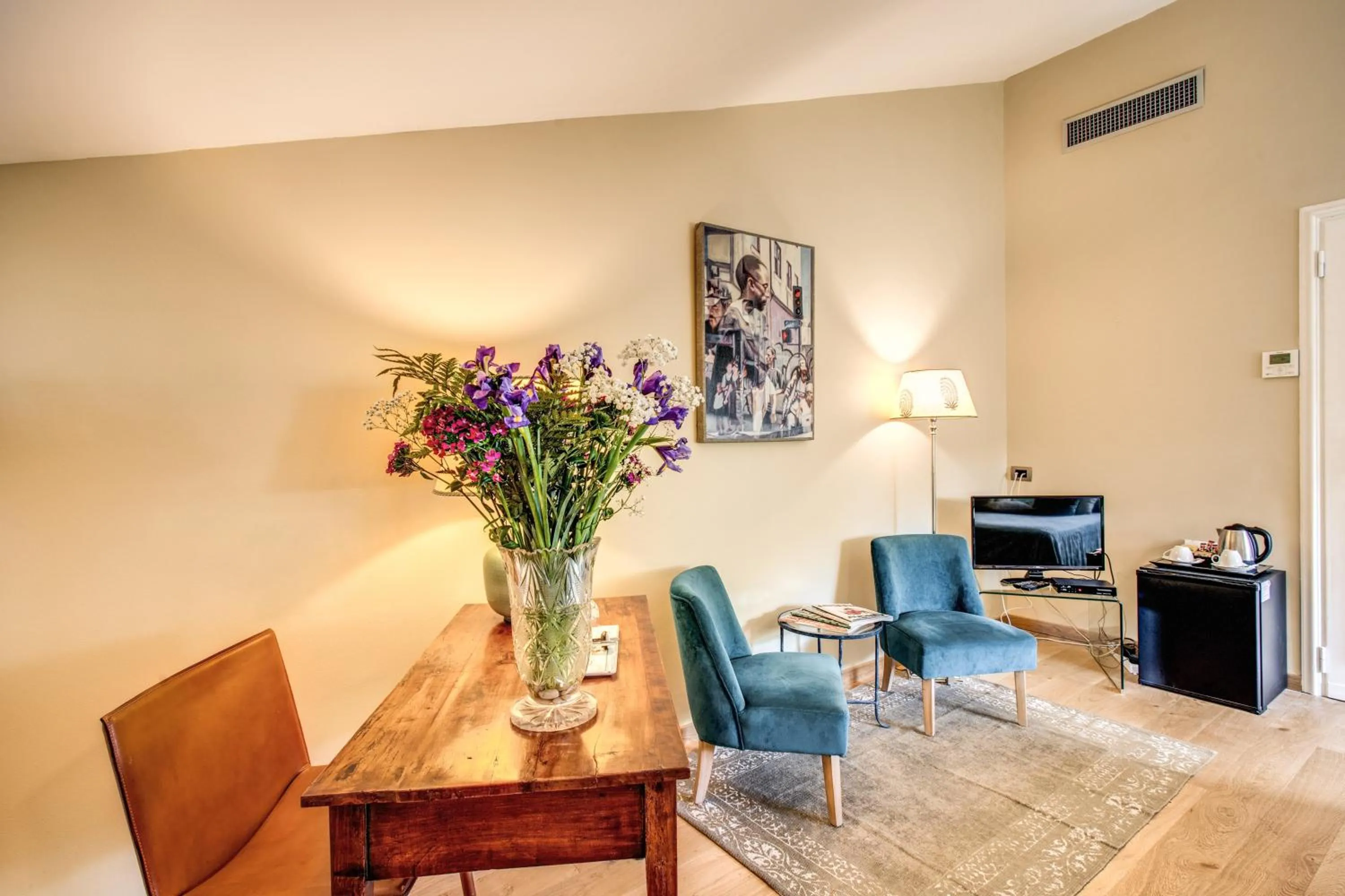 Seating area in La Gaura Guest House