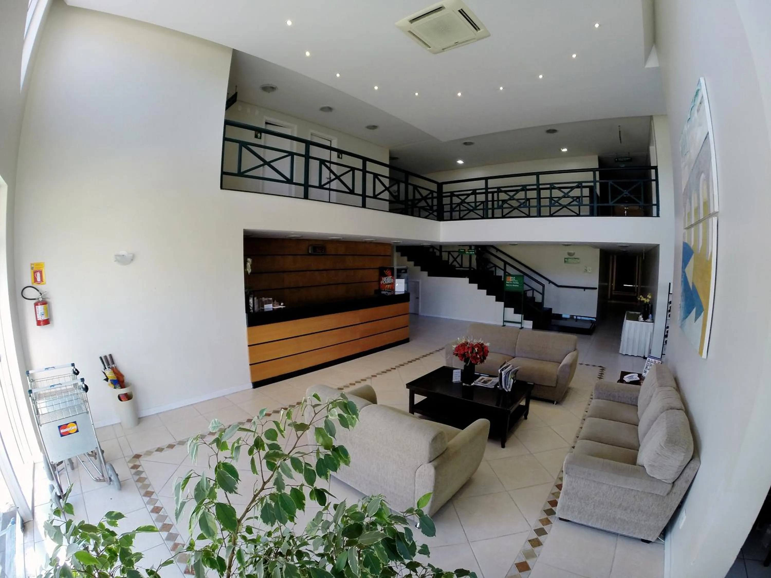 Lobby or reception in Harbor Self Graciosa Hotel