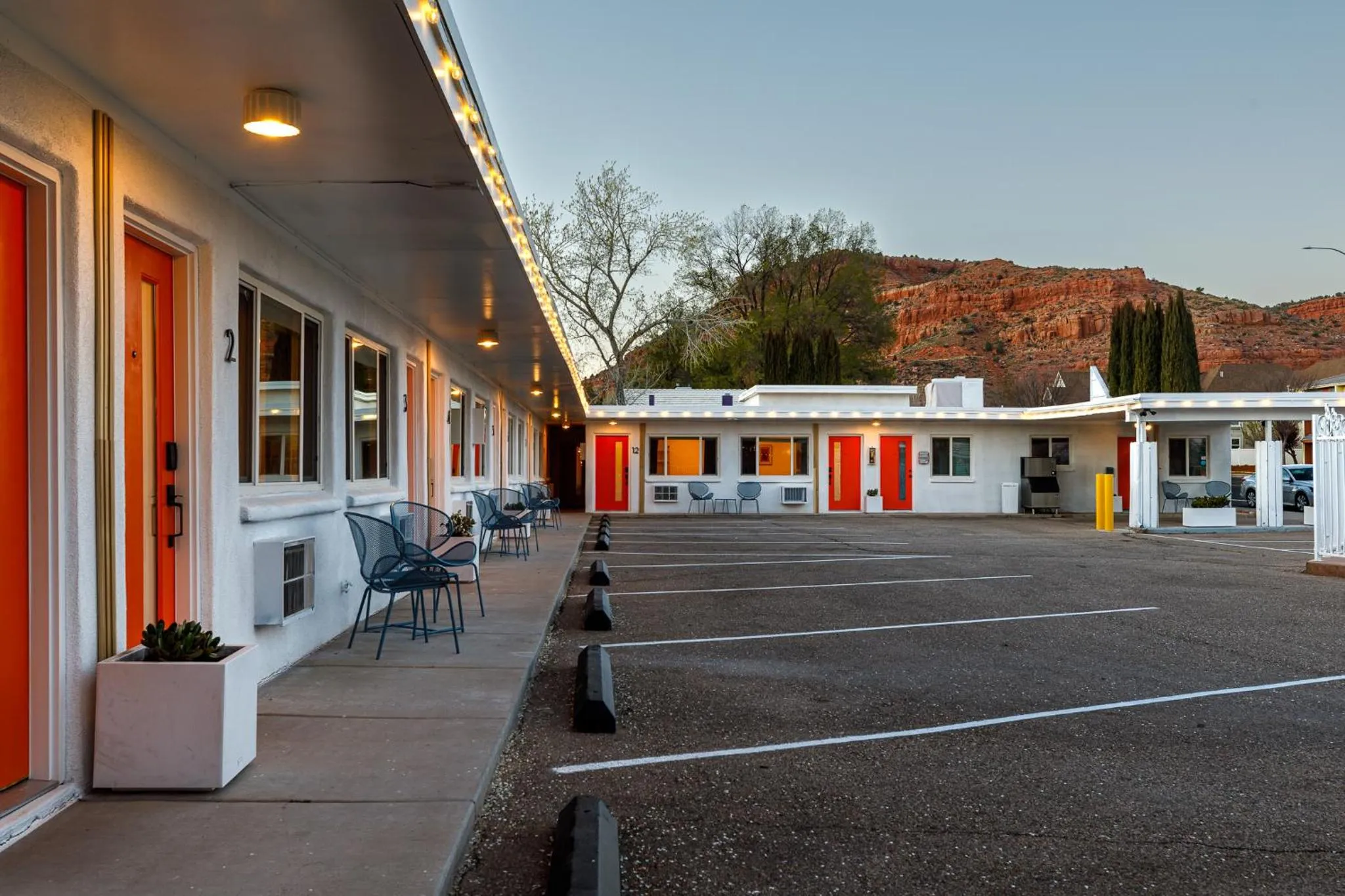 Day in Quail Park Lodge