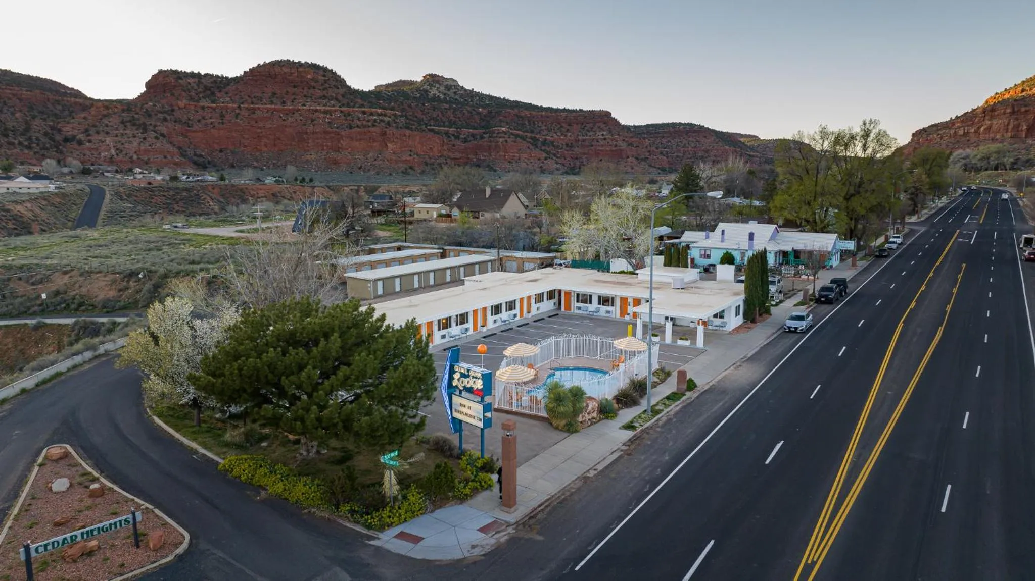 Day in Quail Park Lodge