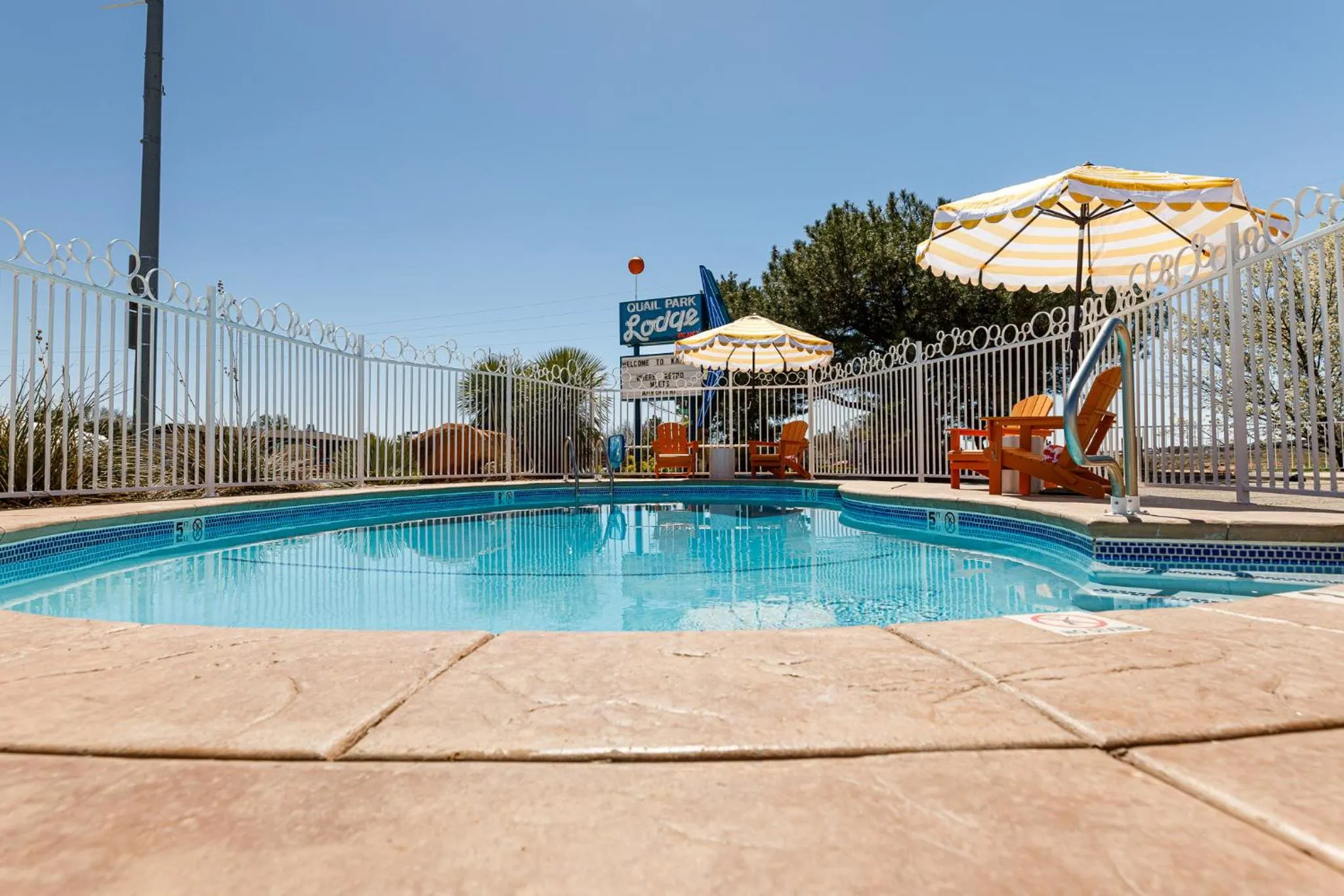 Day in Quail Park Lodge