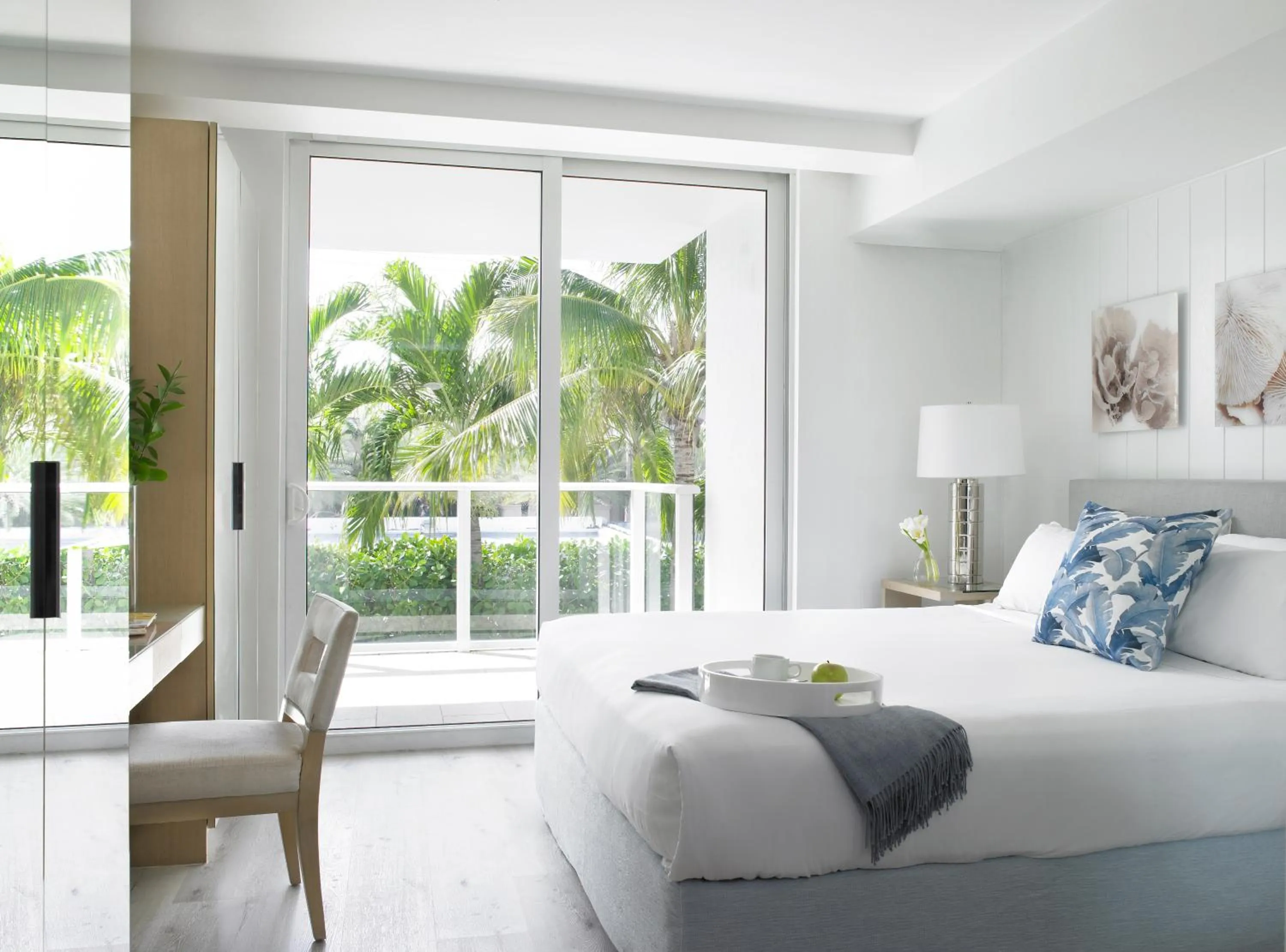 Bedroom in Grand Beach Hotel Surfside West